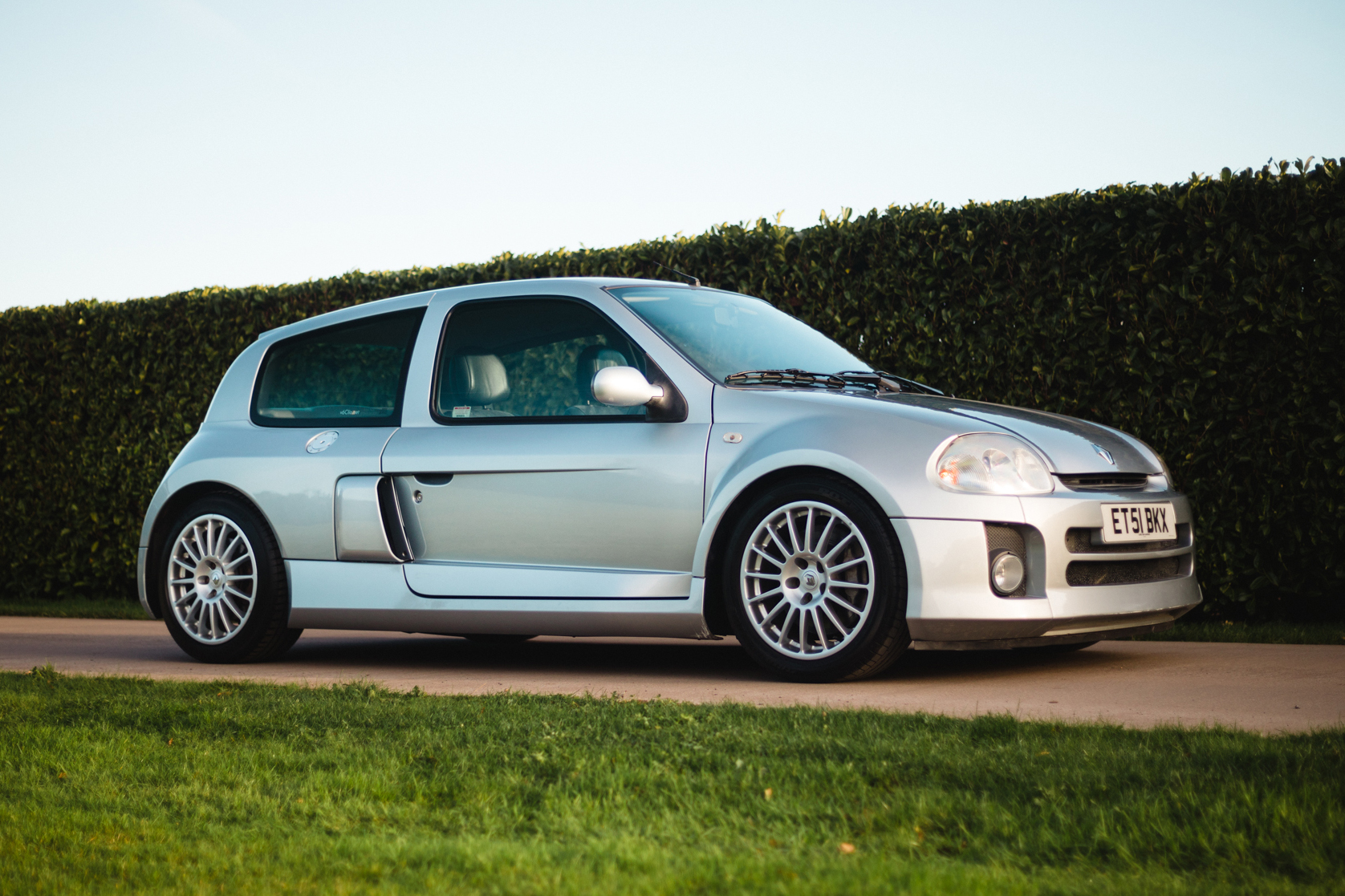 2002 RENAULT CLIO V6 PHASE 1