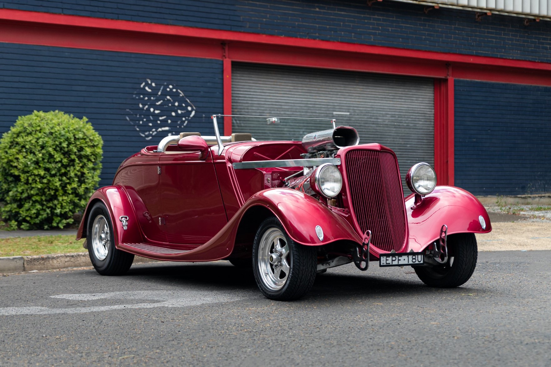 1934 FORD HOT ROD - DEUCE CUSTOMS ROADSTER