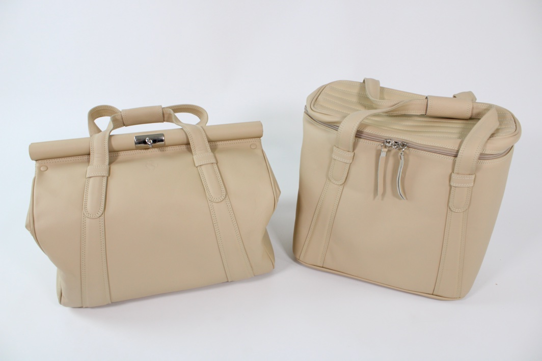 SCHEDONI LUGGAGE FOR FERRARI 550 MARANELLO For Sale by Auction in