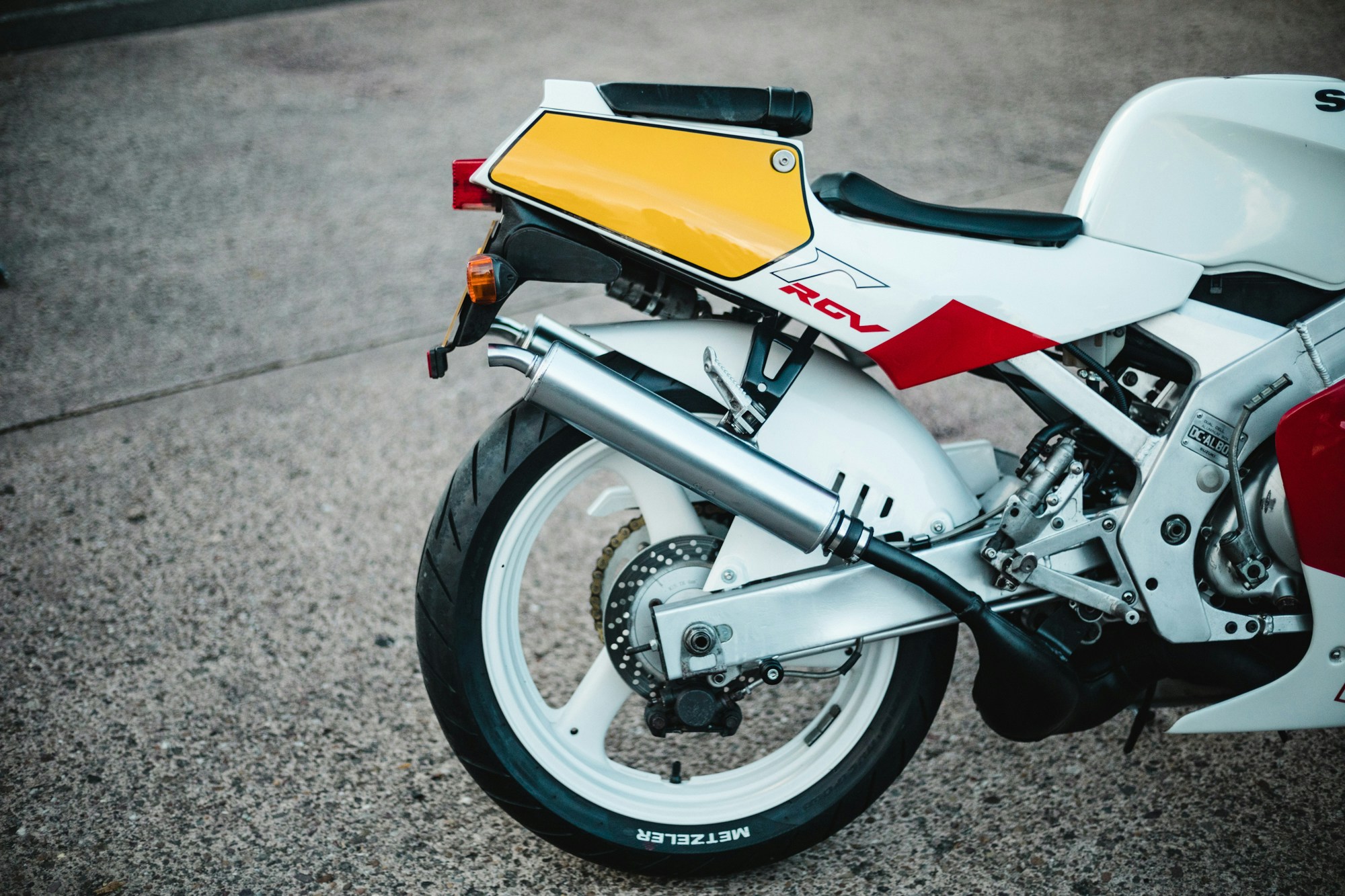 19 Suzuki Rgv250 Pepsi
