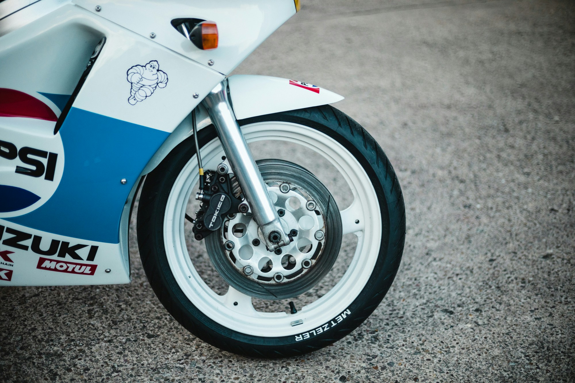 19 Suzuki Rgv250 Pepsi