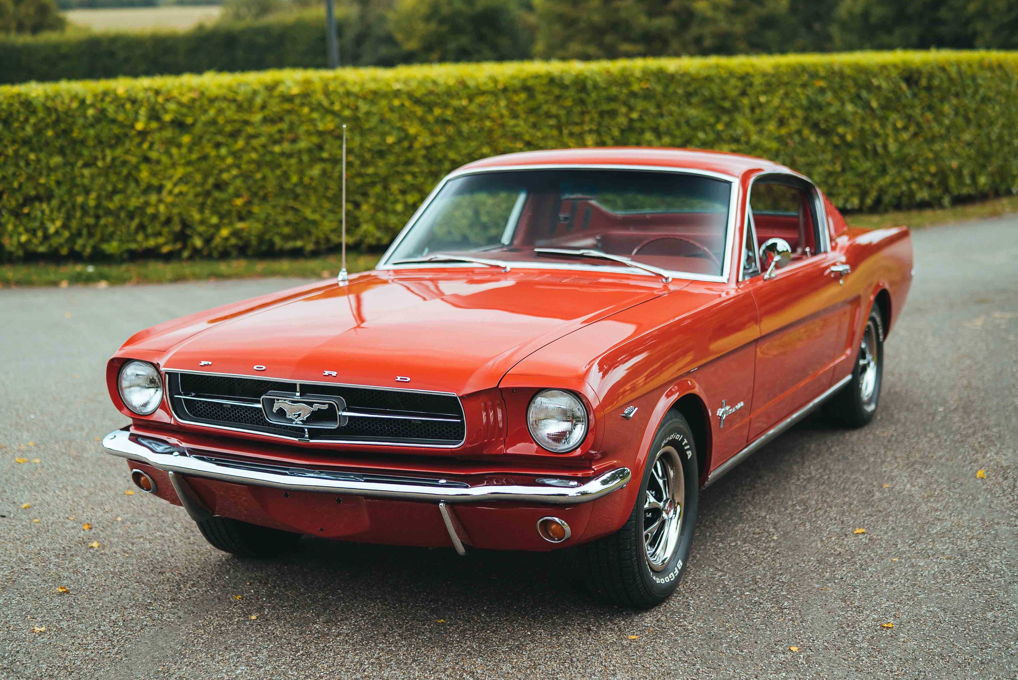 1965 FORD MUSTANG FASTBACK