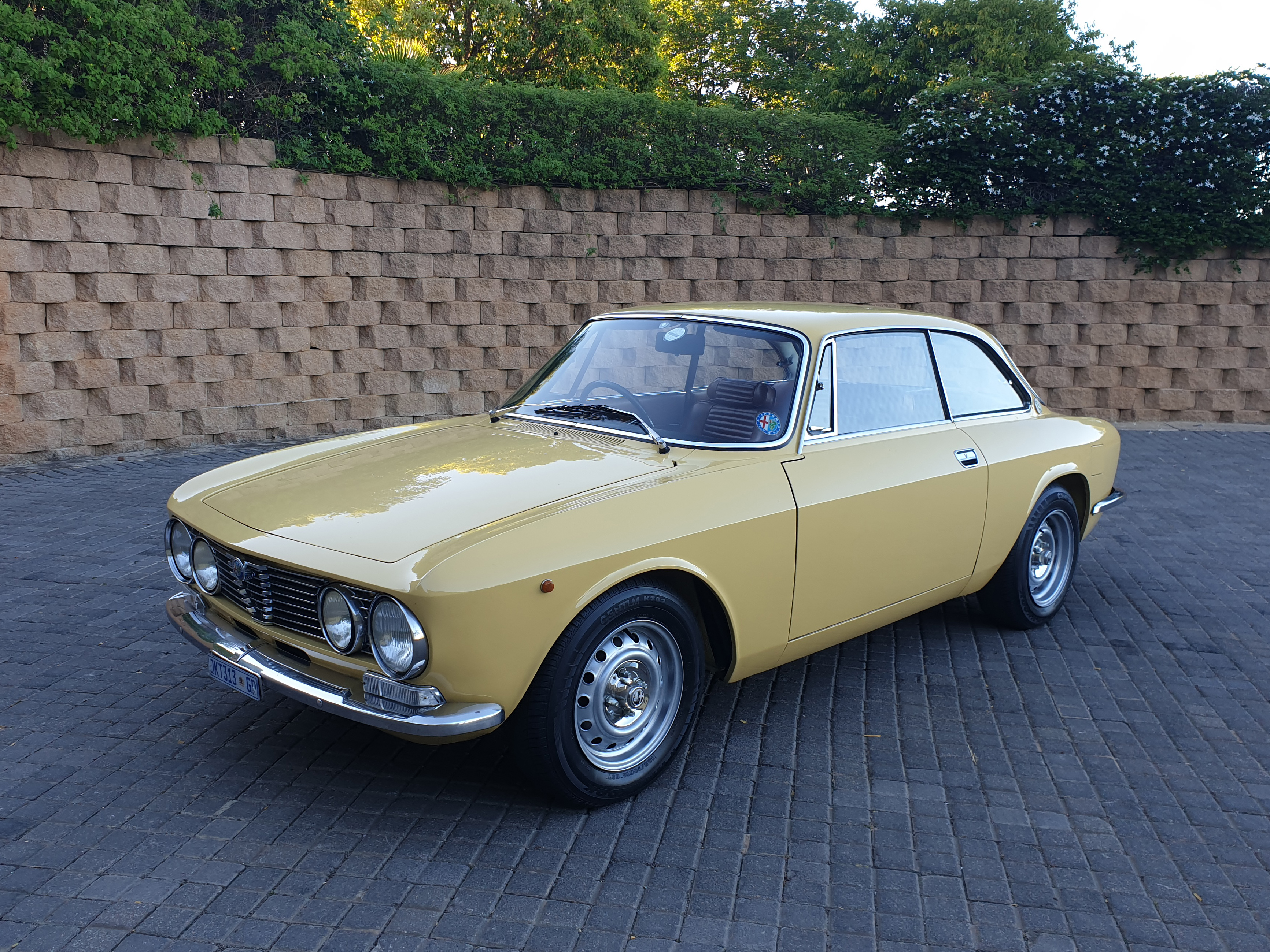 1977 ALFA ROMEO GT 1600 JUNIOR DELUXE