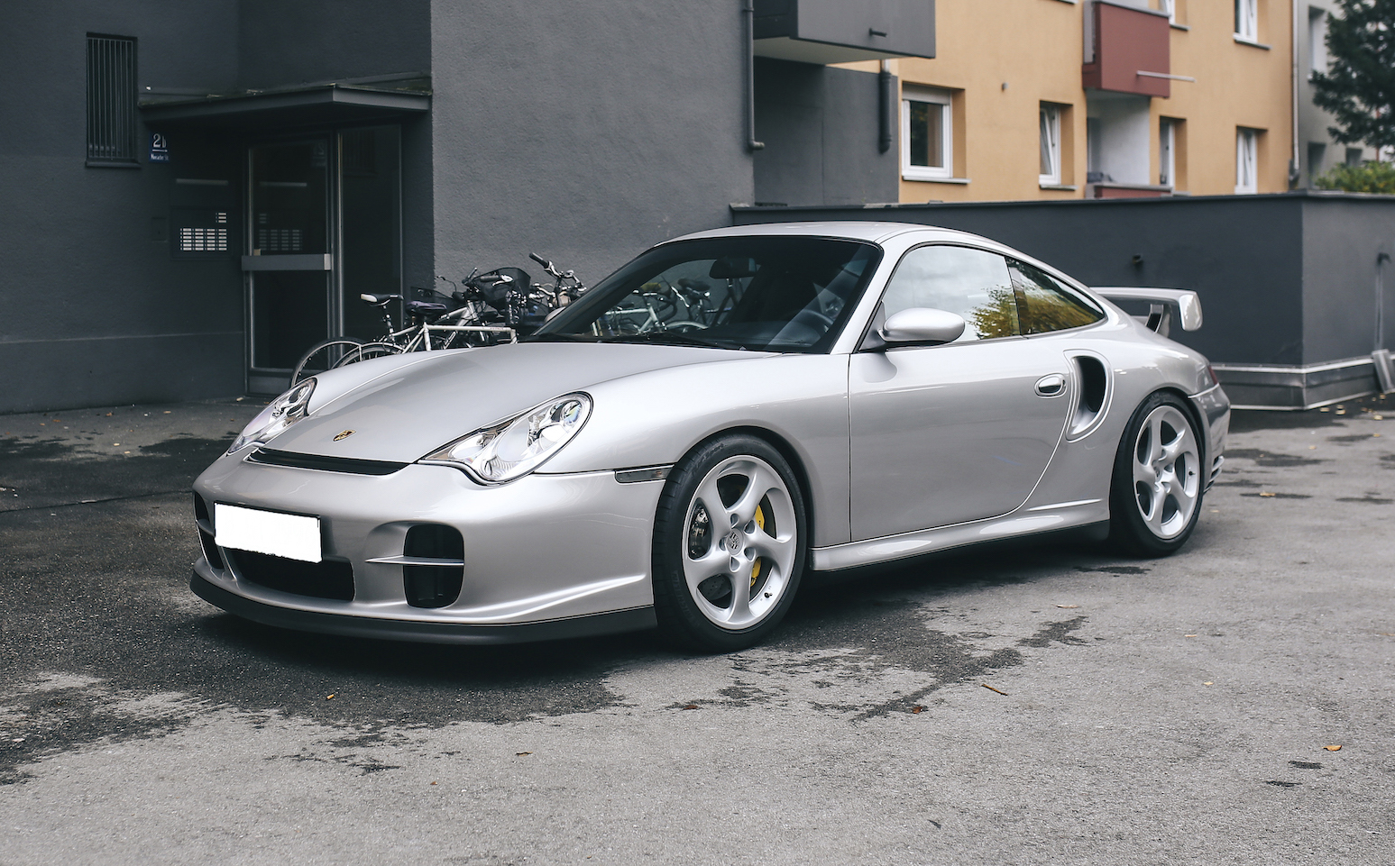 2001 PORSCHE 911 (996) GT2 - 14,326 KM