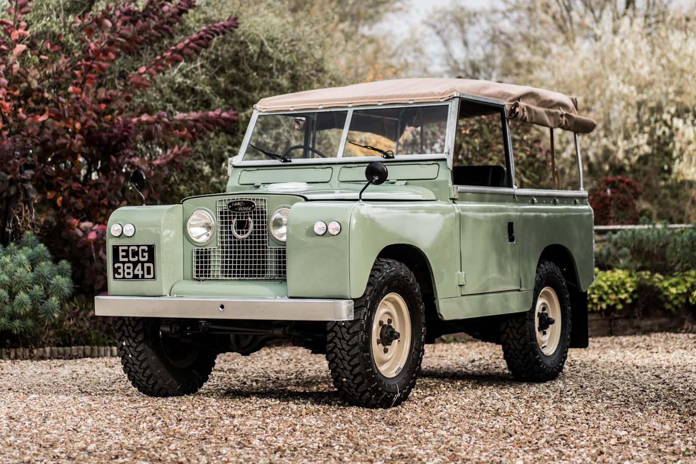 1966 LAND ROVER SERIES IIA 88"