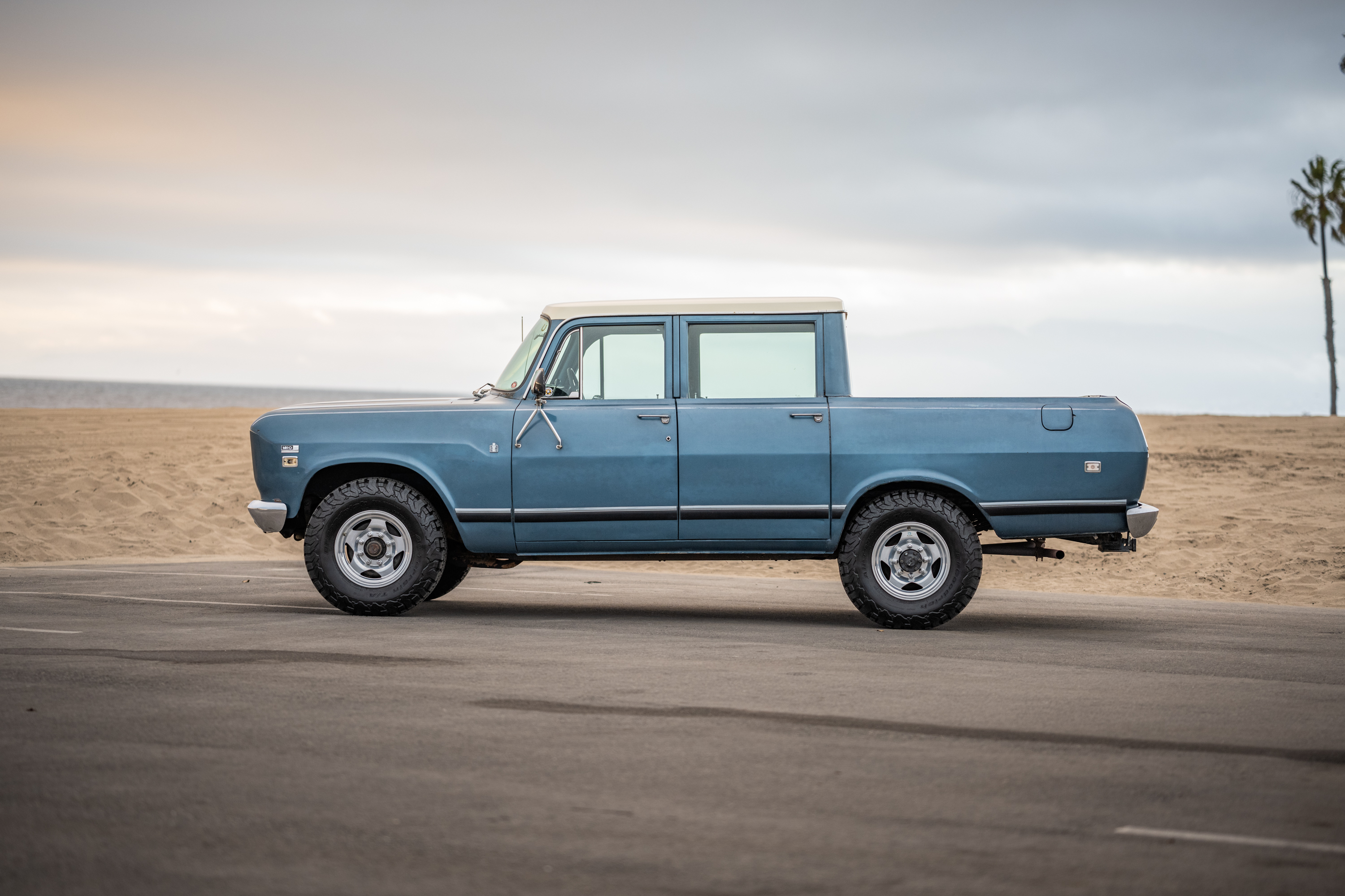 1973 INTERNATIONAL HARVESTER WAGONMASTER