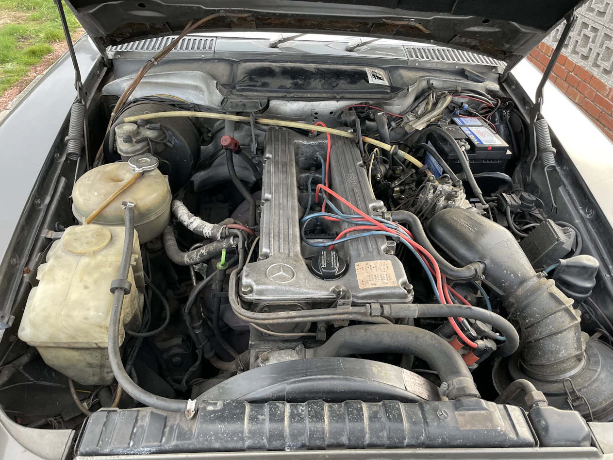 Mercedes Benz 280sl R107