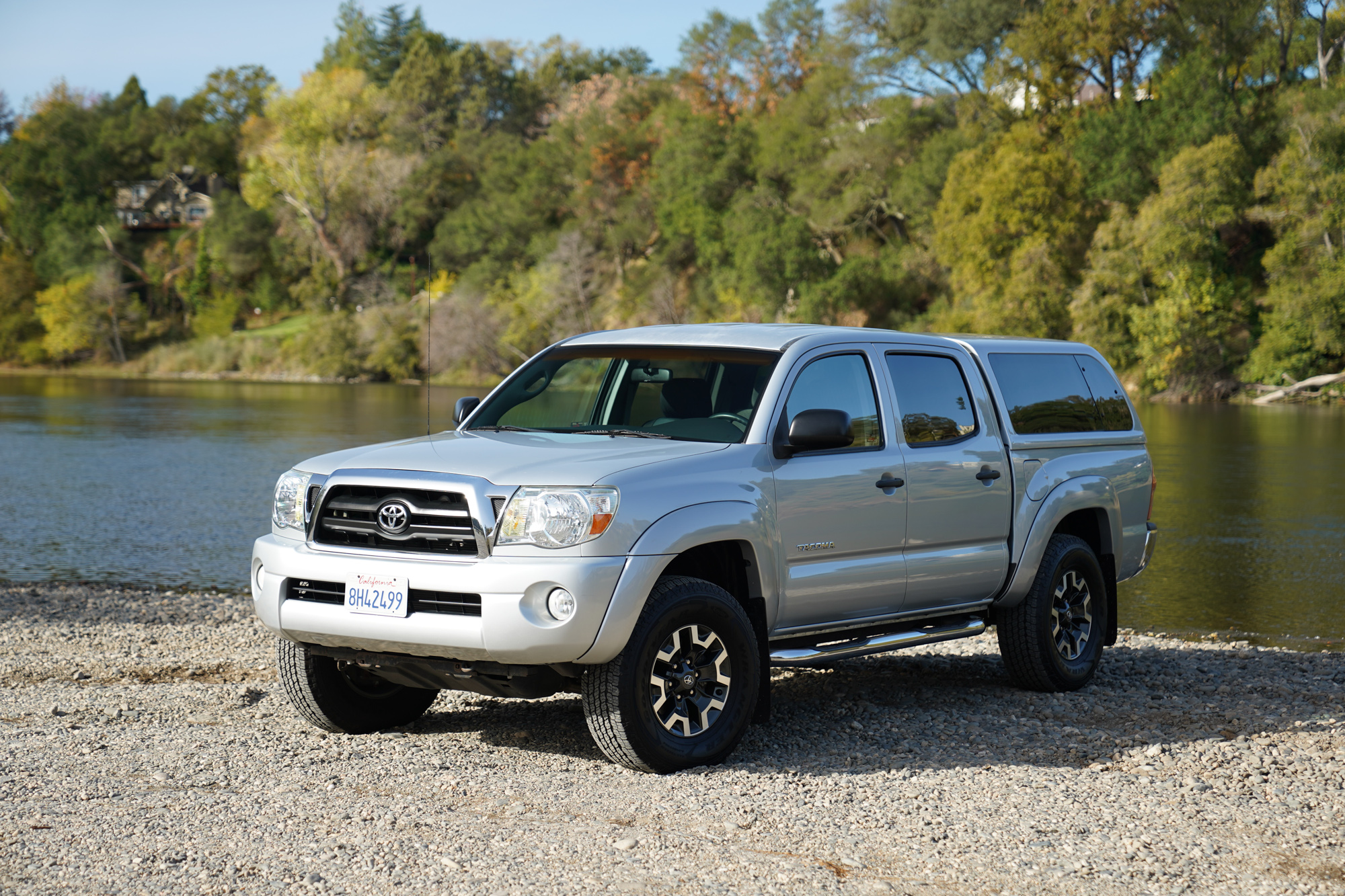 2007 TOYOTA TACOMA - 5,200 MILES