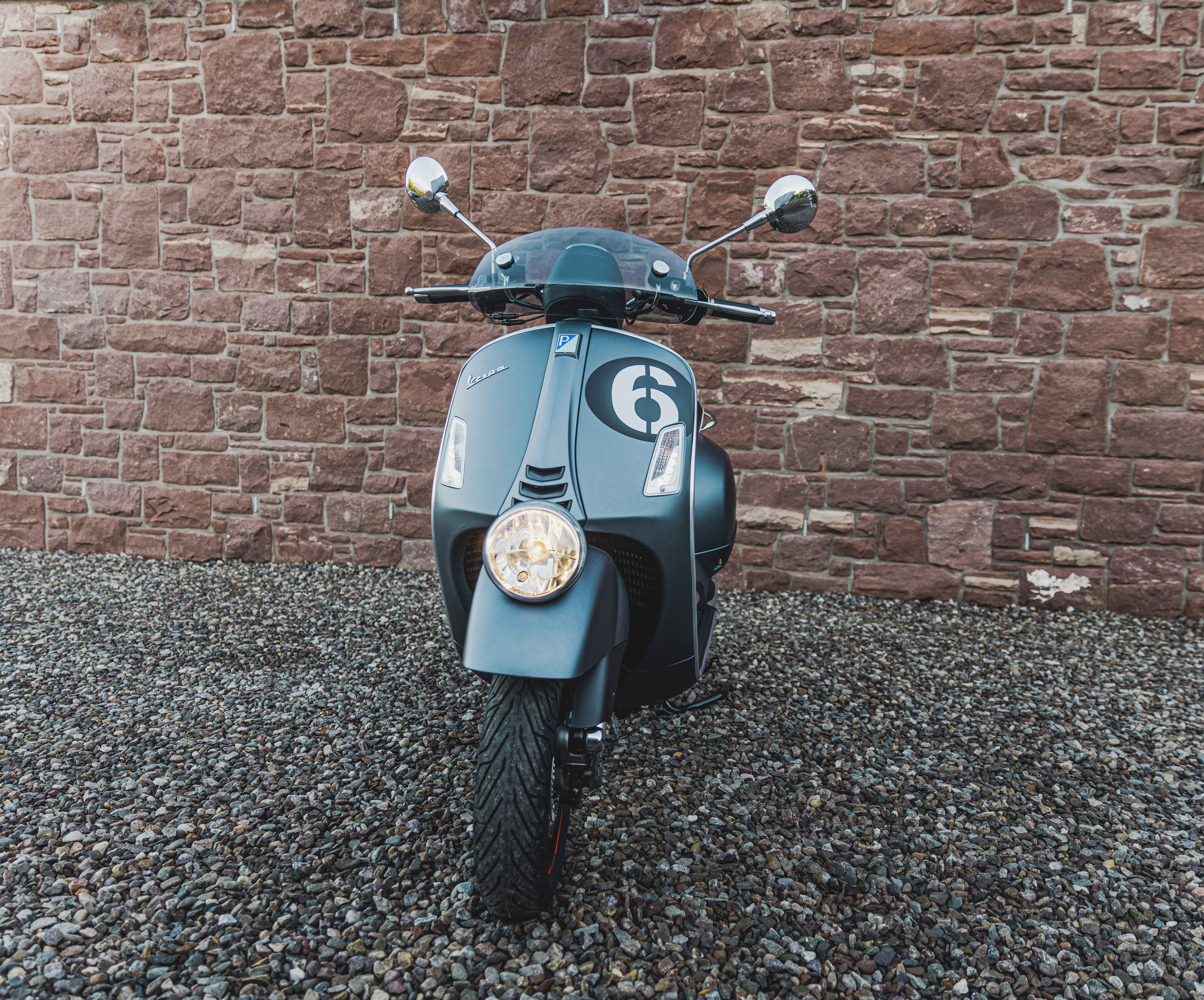 2021 PIAGGIO VESPA SEI GIORNI 300 II EDITION