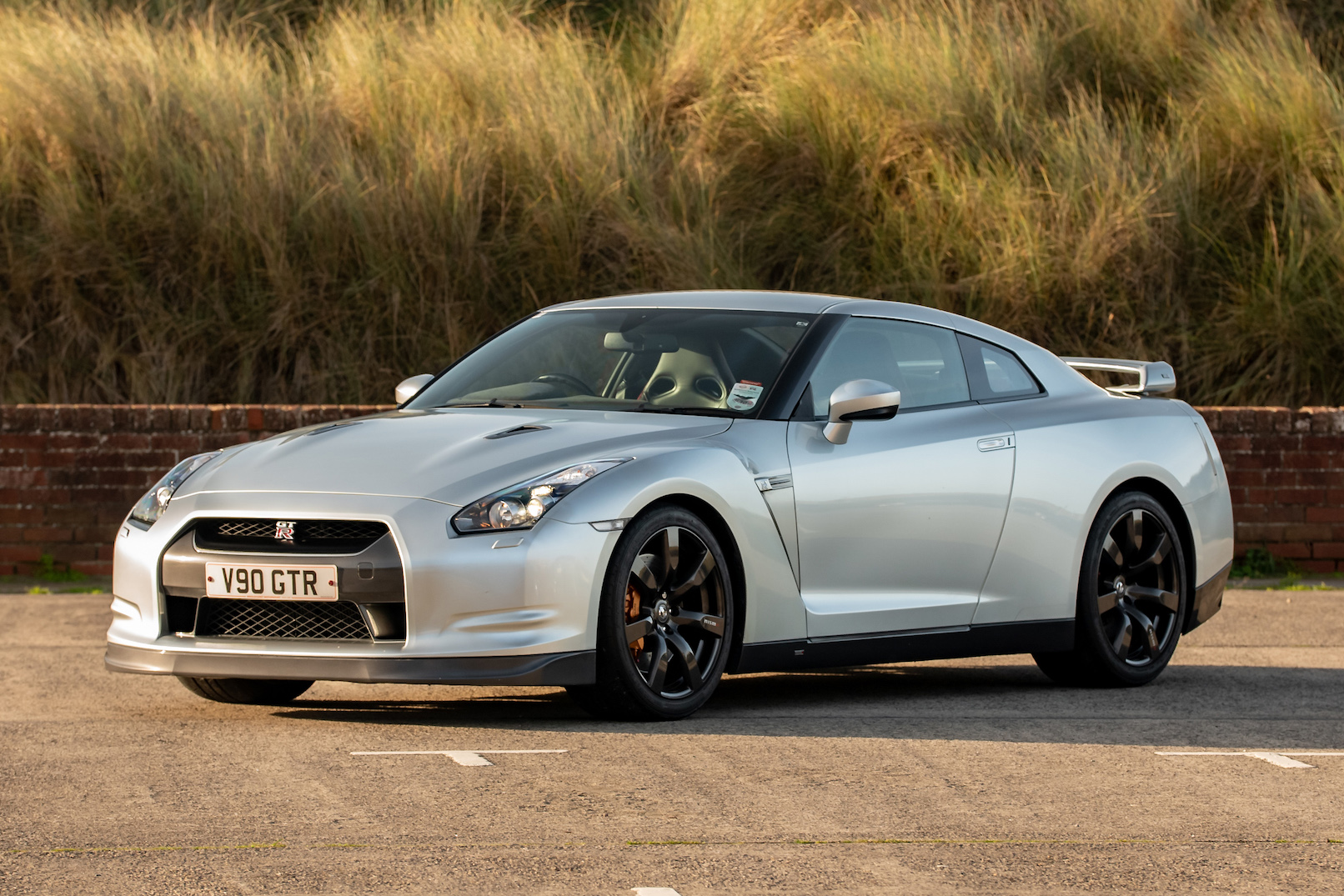 2009 NISSAN (R35) GT-R BLACK EDITION - 16,356 MILES