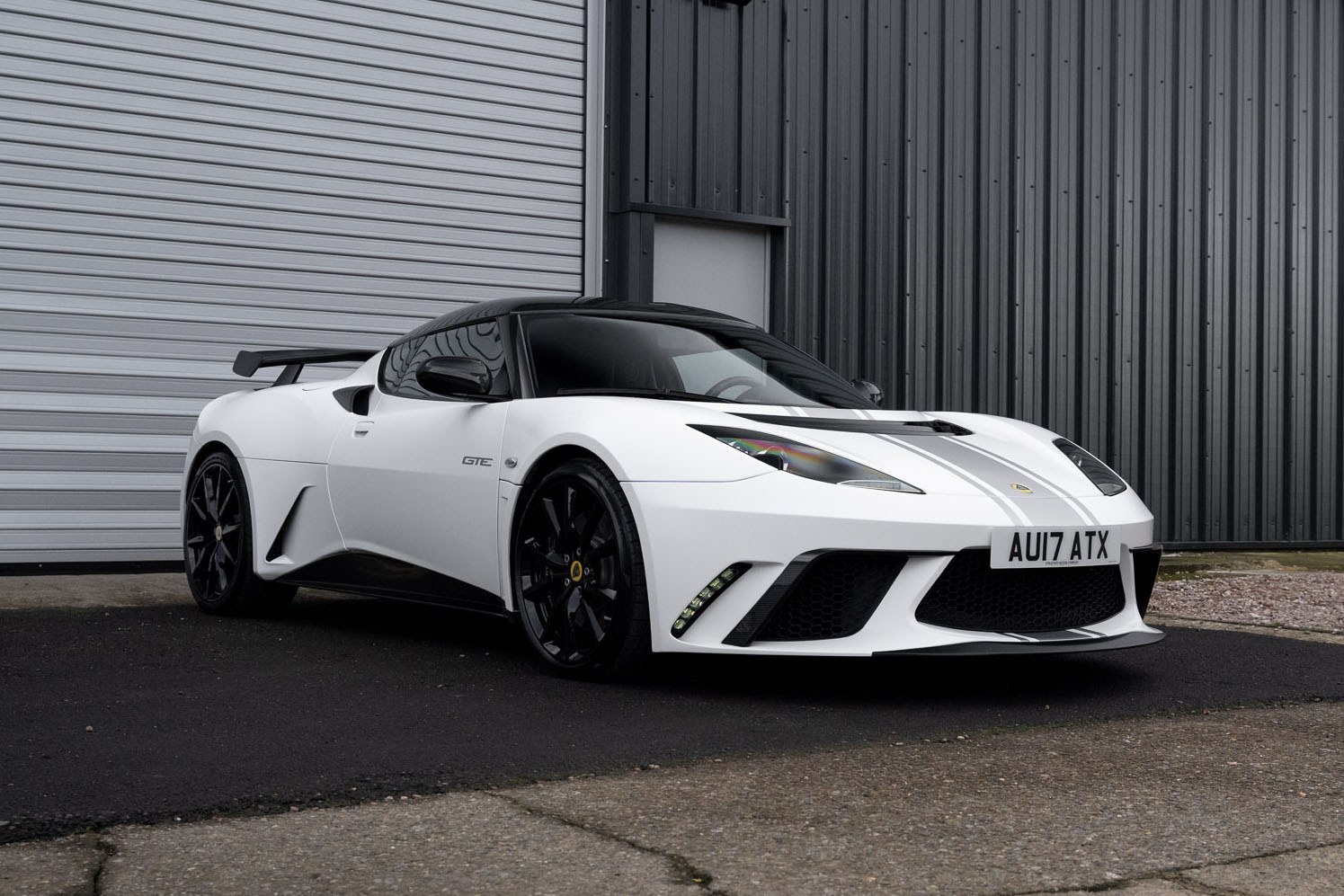 2017 LOTUS EVORA STRATTON GT - 4,380 MILES