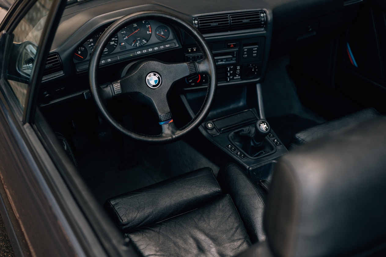  original BMW M3 E30 Abdeckung des Wagenhebers