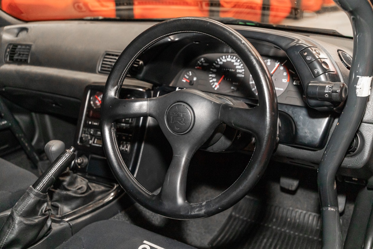 Nissan Skyline R32 Interior
