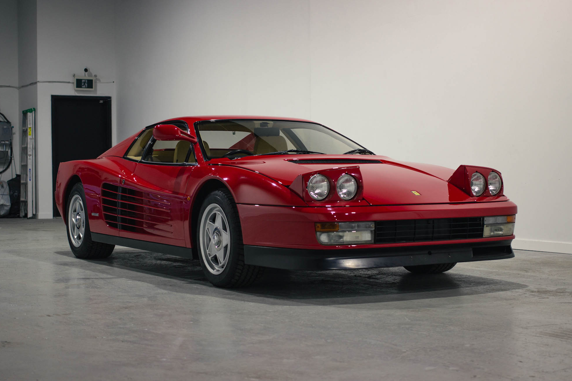 1985 FERRARI TESTAROSSA 'MONOSPECCHIO' - 10,618 MILES