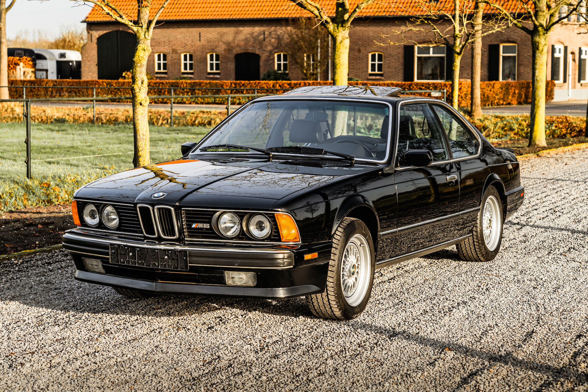 1988 BMW (E24) M6