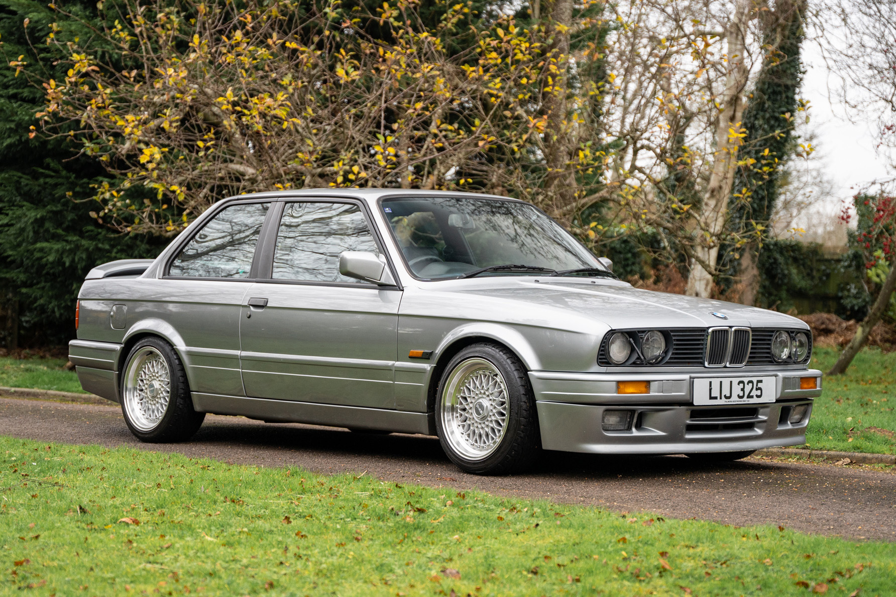 1988 BMW (E30) 325i - 3.0 M54 ENGINE