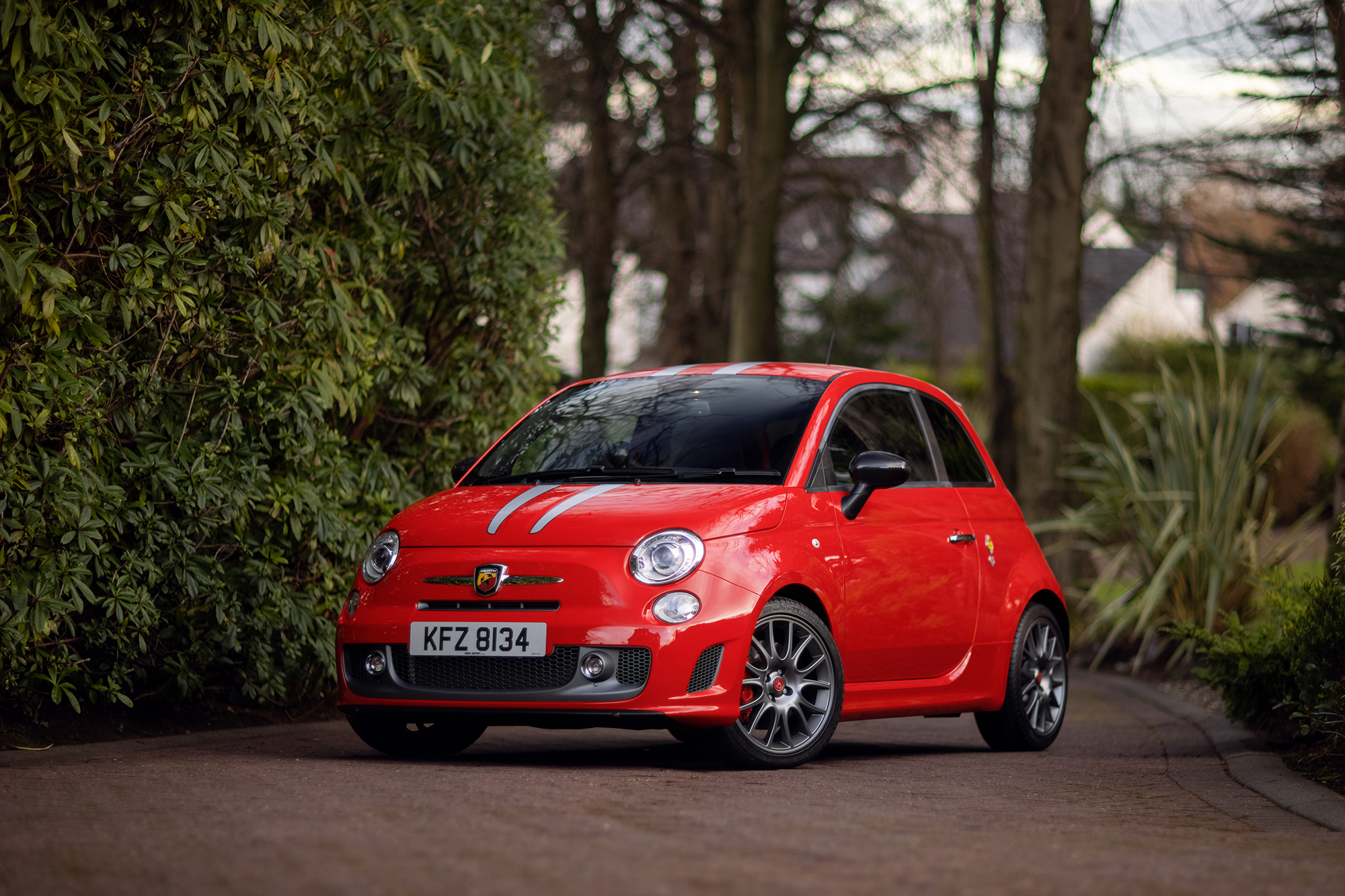 10 Abarth 695 Tributo Ferrari 262 Miles