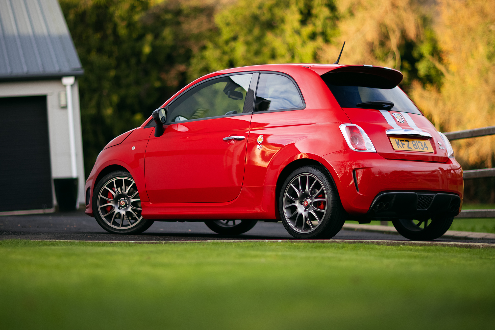 10 Abarth 695 Tributo Ferrari 262 Miles