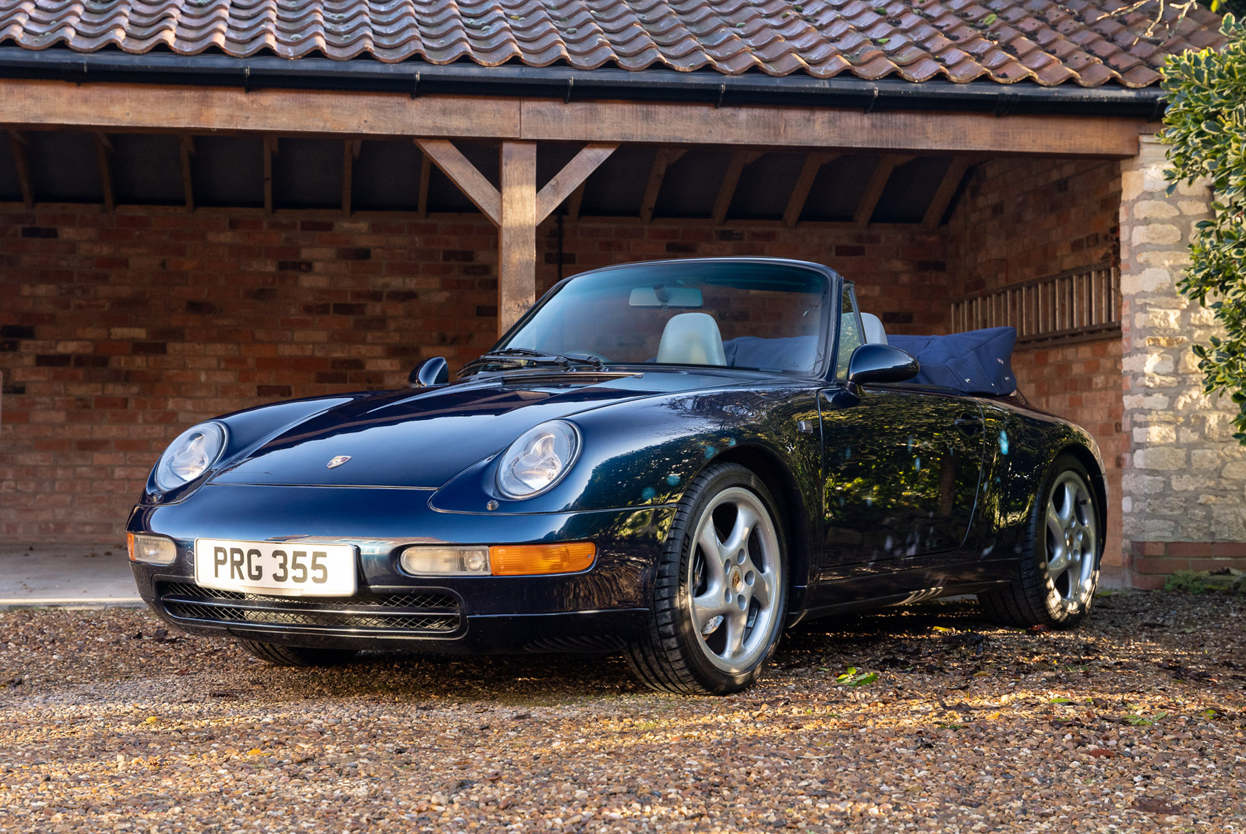 1997 PORSCHE 911 (993) CARRERA CABRIOLET