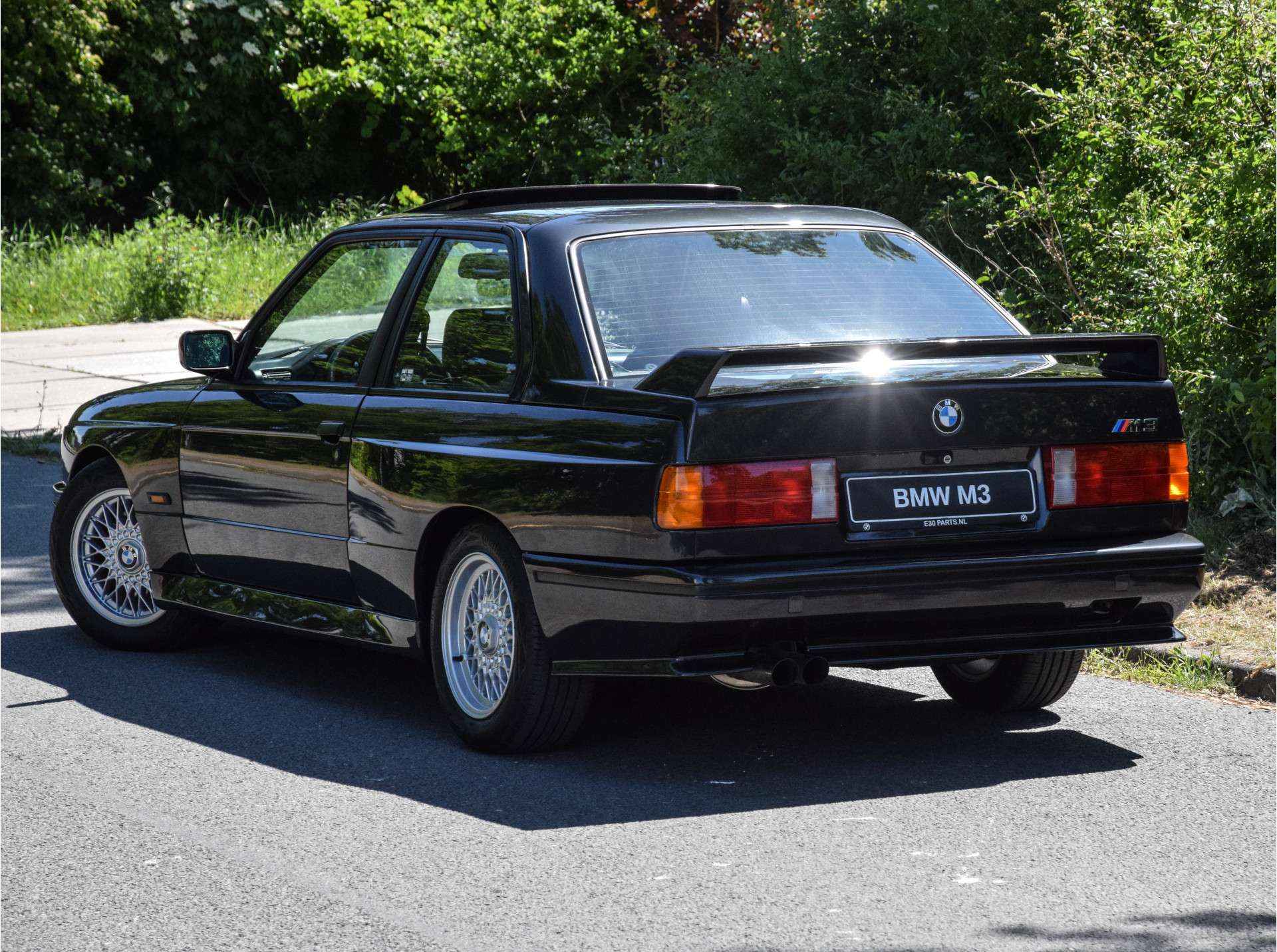1988 BMW (E30) M3