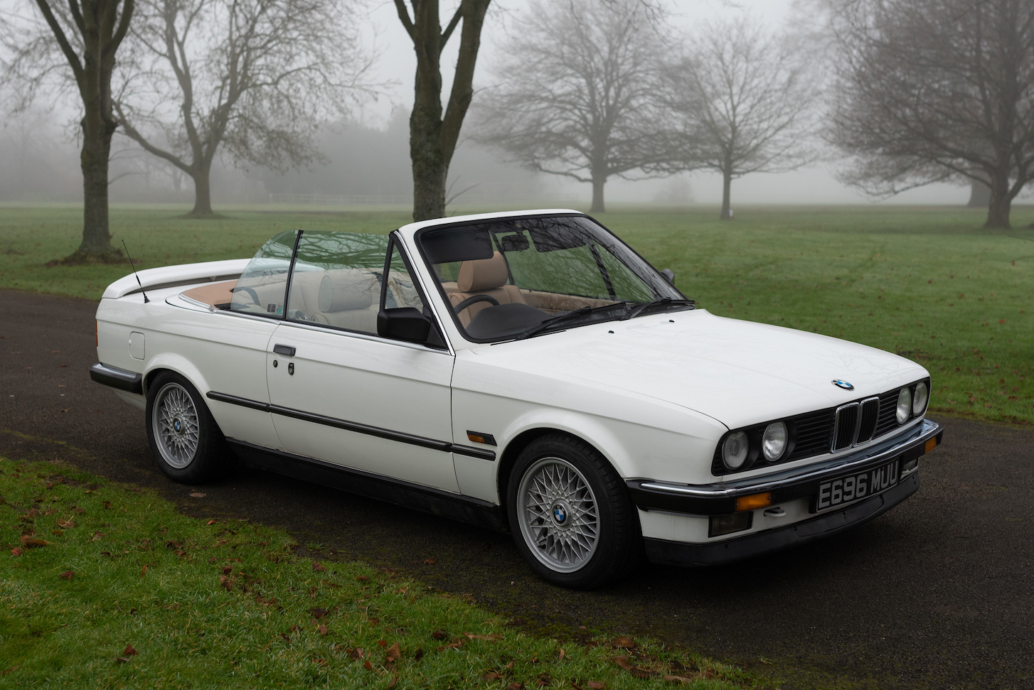 1988 BMW (E30) 320i CONVERTIBLE