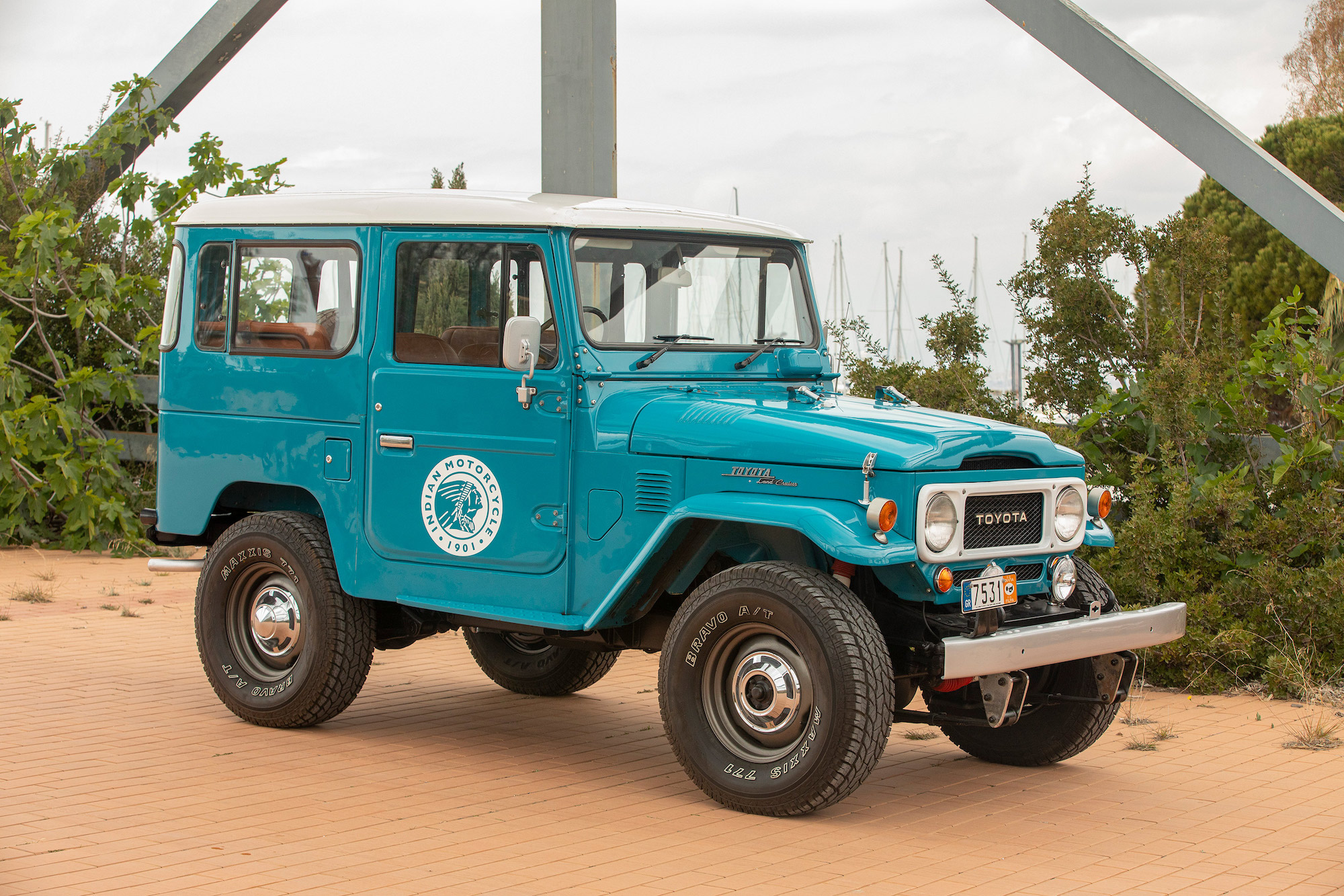 1981 TOYOTA FJ40 LAND CRUISER