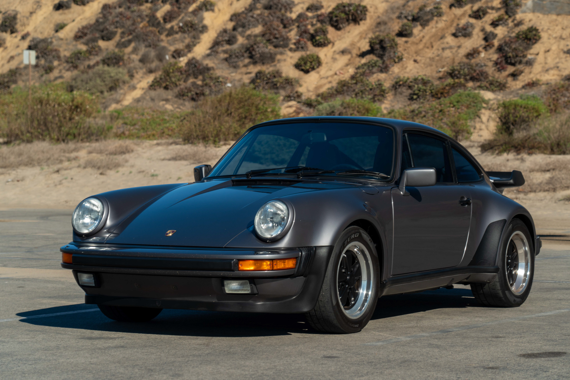 1986 PORSCHE 911 (930) TURBO