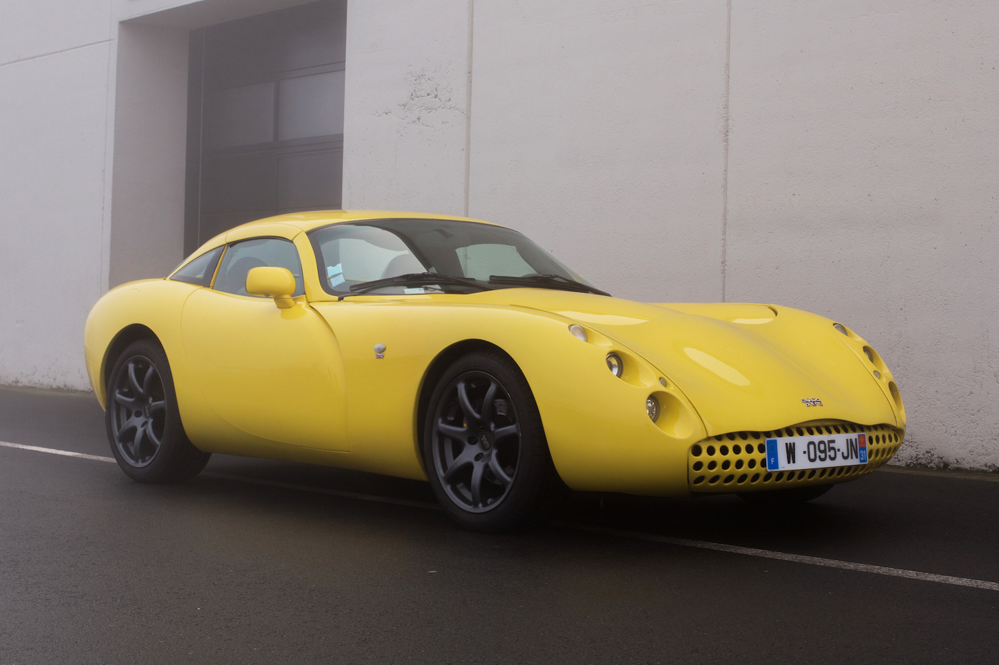 2004 TVR TUSCAN