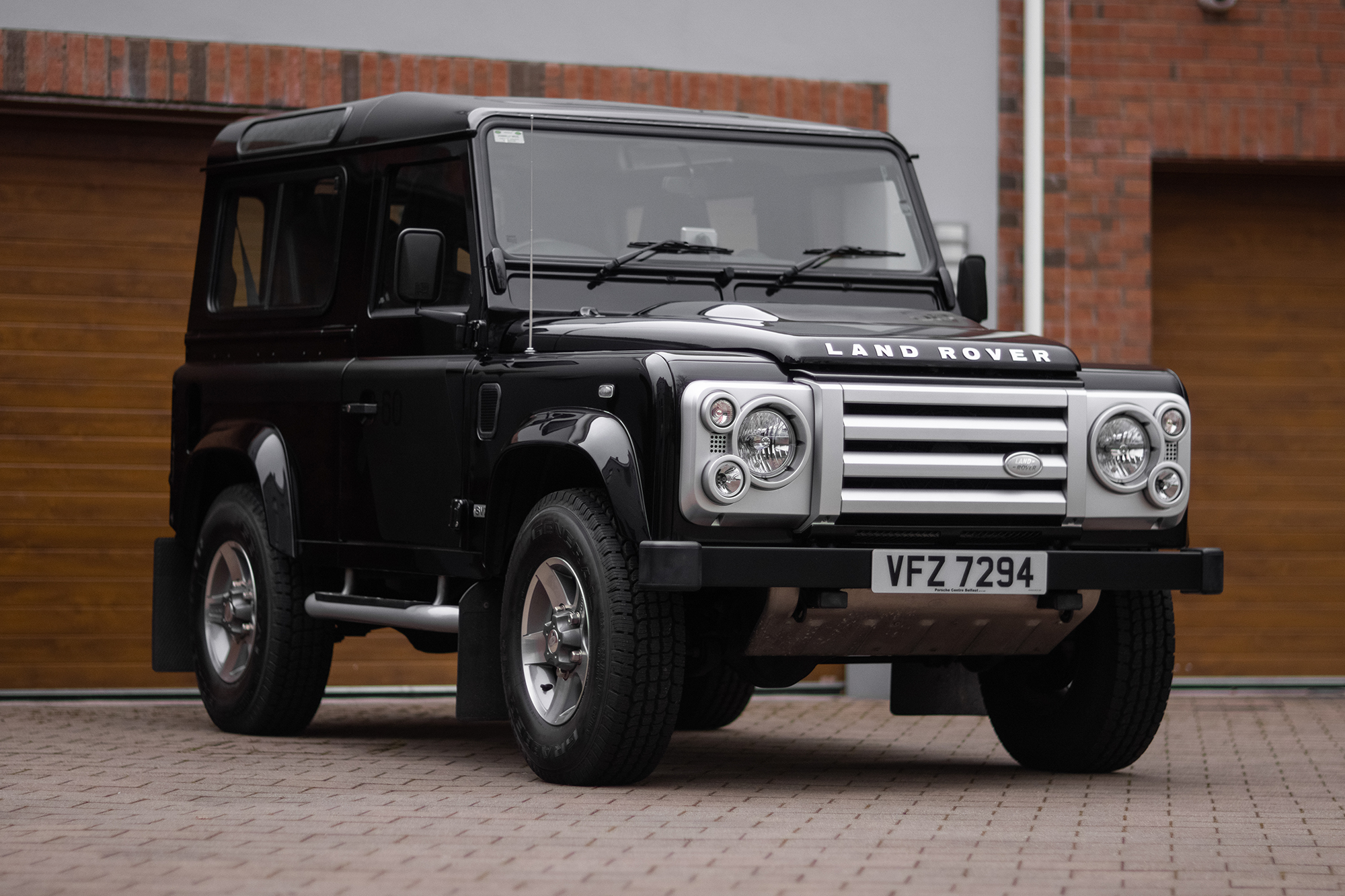 2009 LAND ROVER DEFENDER 90 SVX