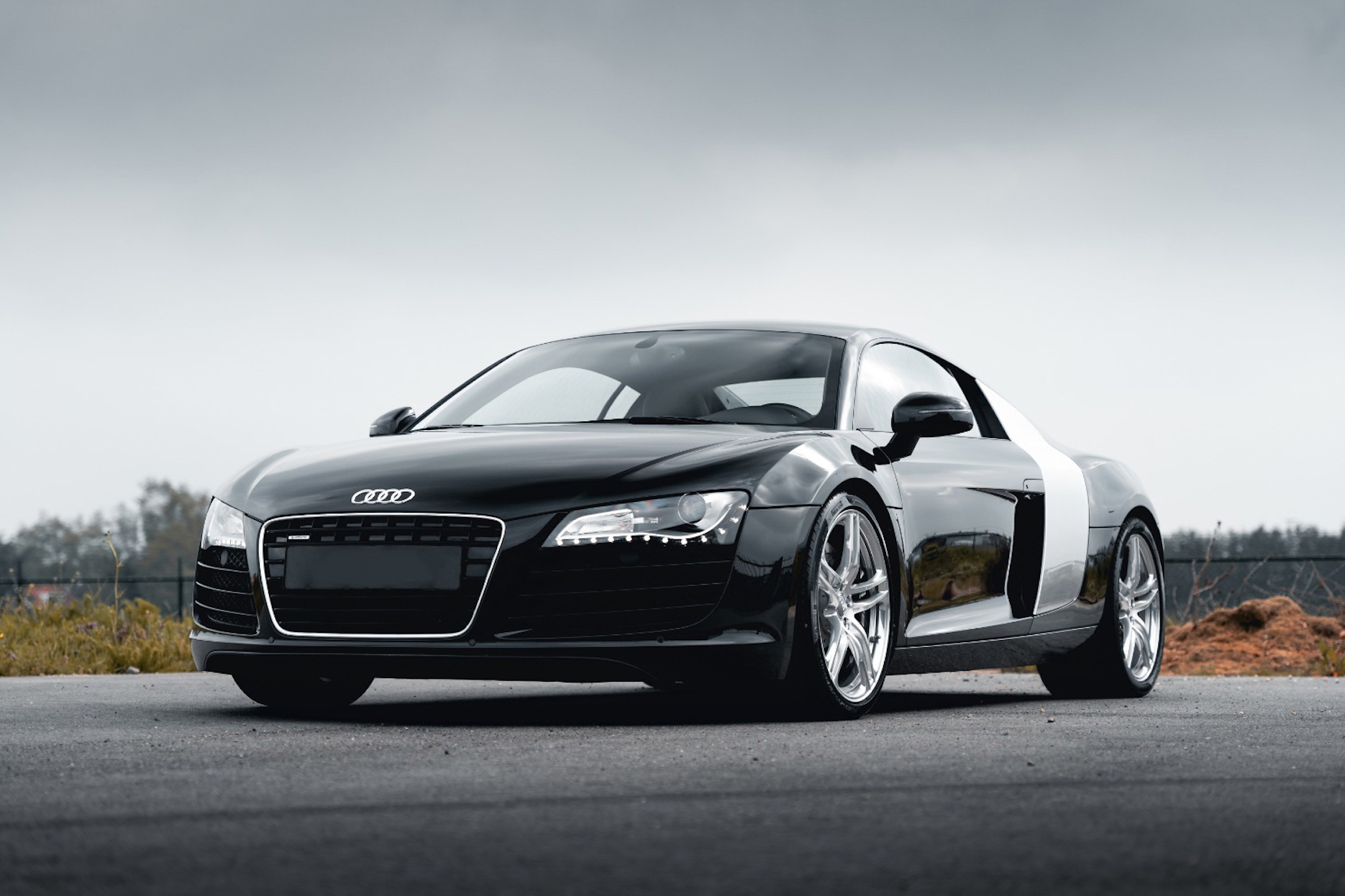 2010 AUDI R8 4.2 V8 - MANUAL