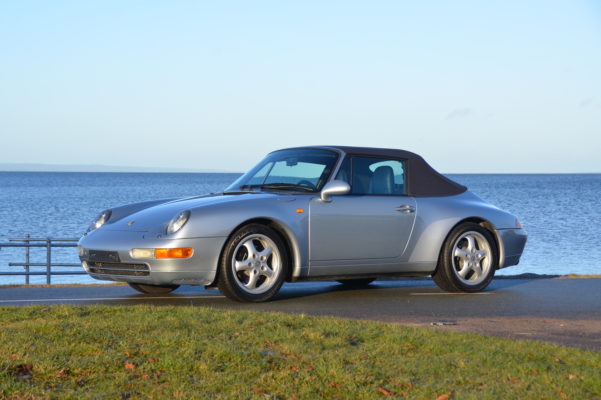 1995 PORSCHE 911 (993) CARRERA CABRIOLET