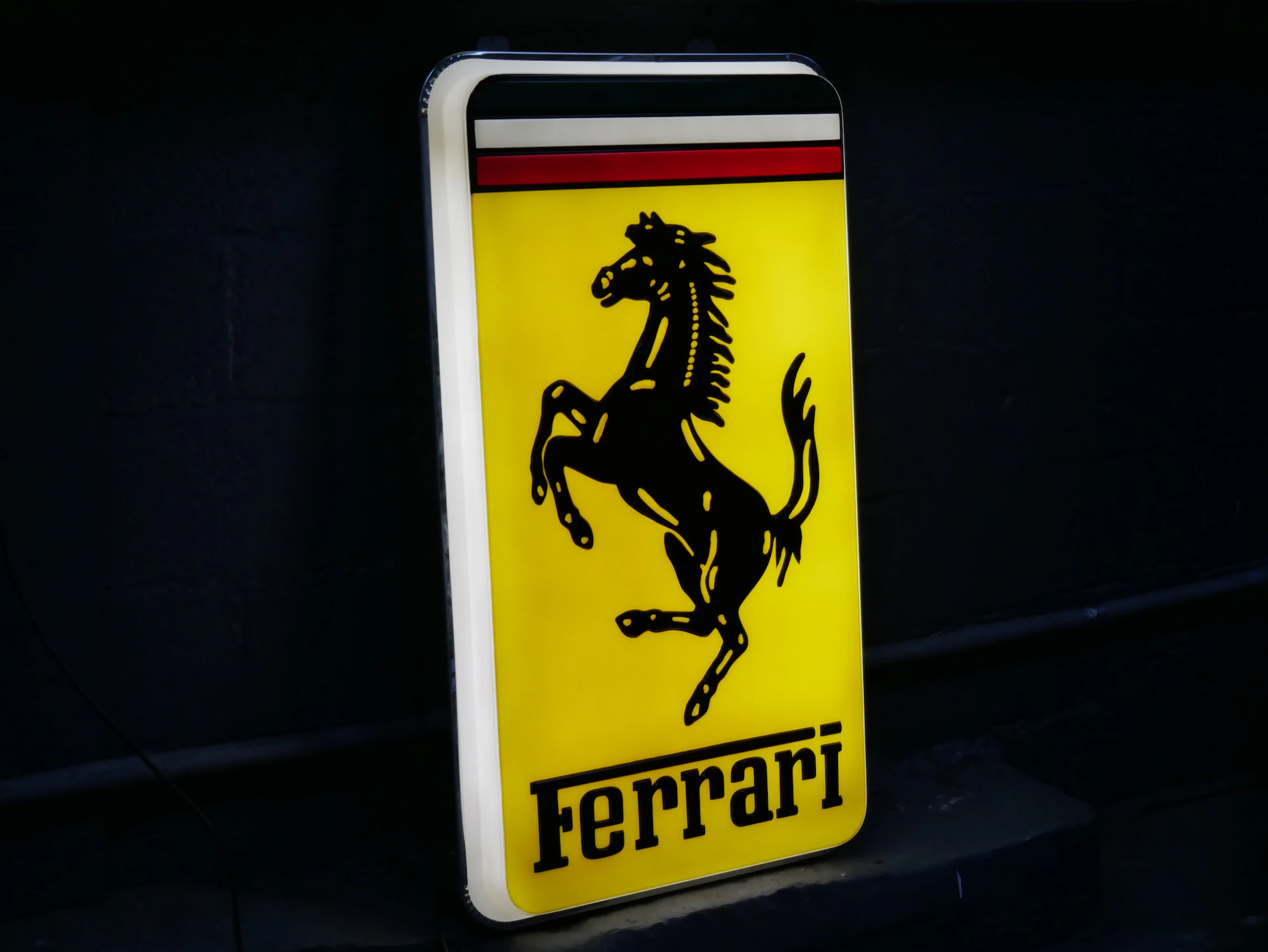 FERRARI ILLUMINATED DEALERSHIP SIGN
