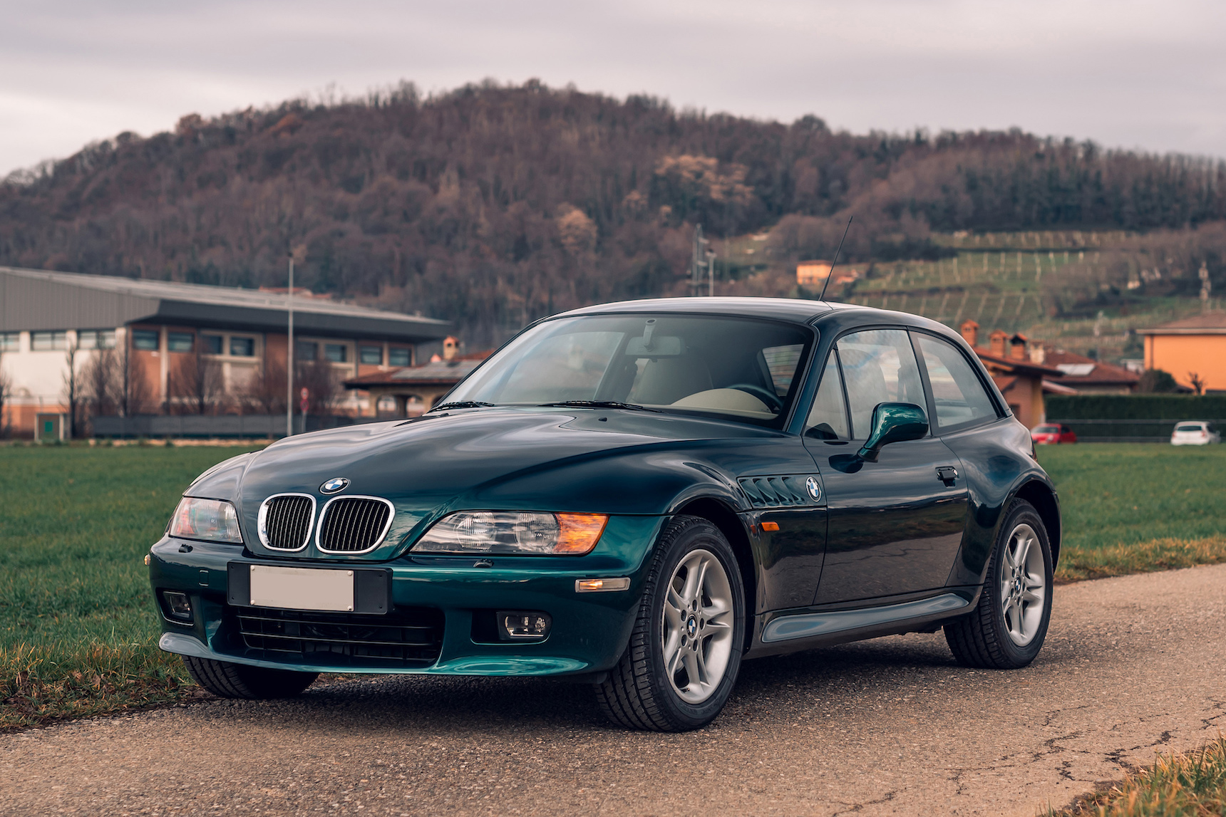 1998 BMW Z3 COUPE 2.8I - 7,355 KM