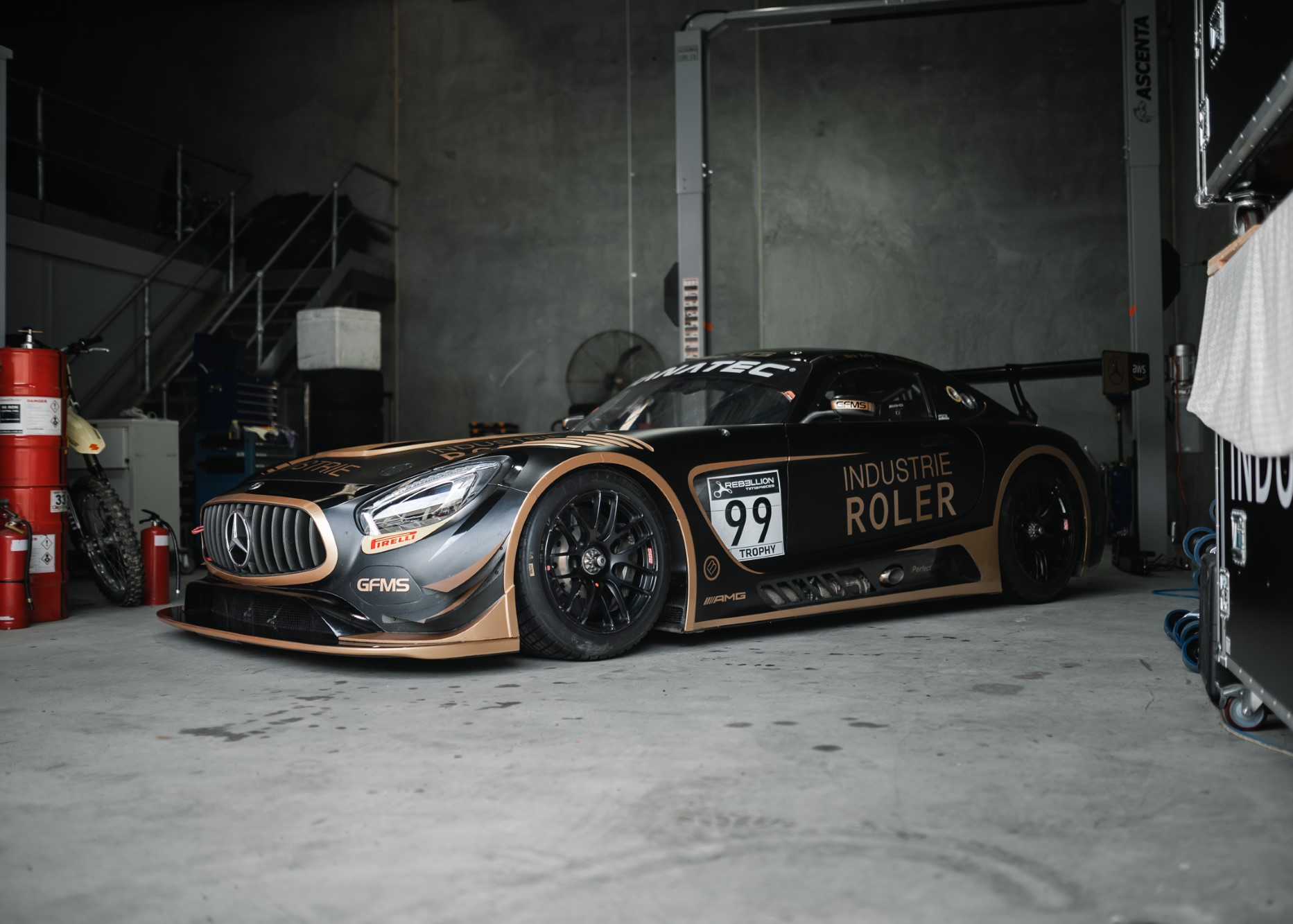 2017 MERCEDES-AMG GT3