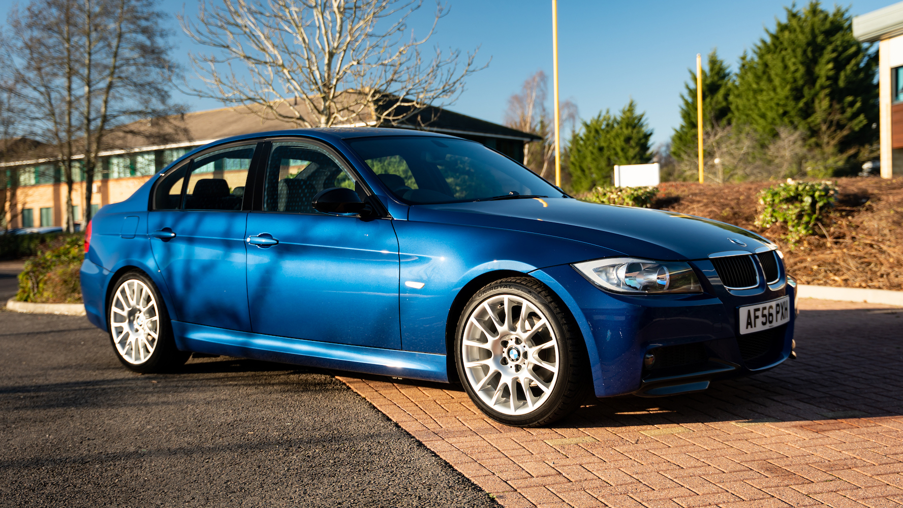 2006 BMW (E90) 320SI