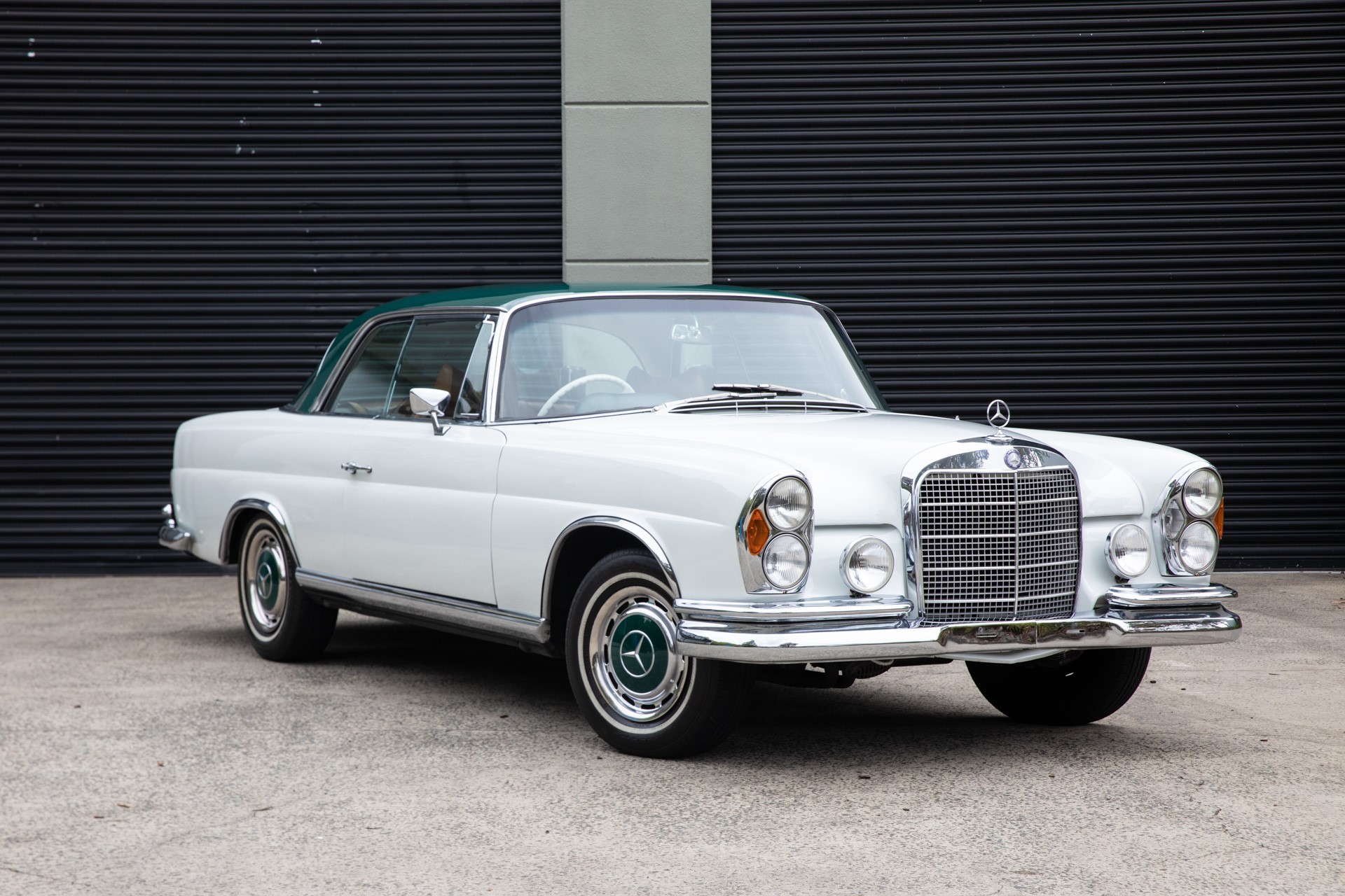 1969 MERCEDES-BENZ (W111) 280 SE 2.8 COUPE