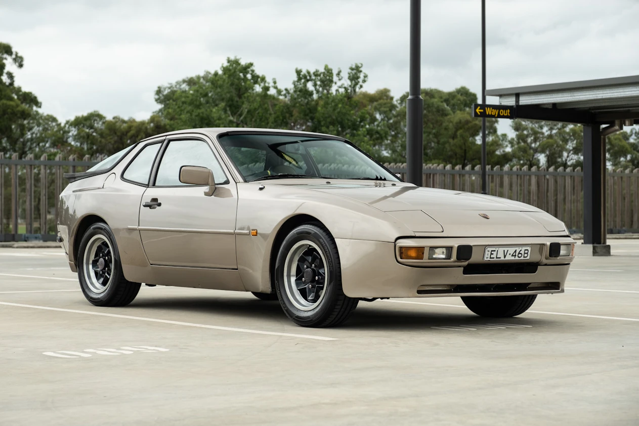 Shell 944 1983 Porsche 944