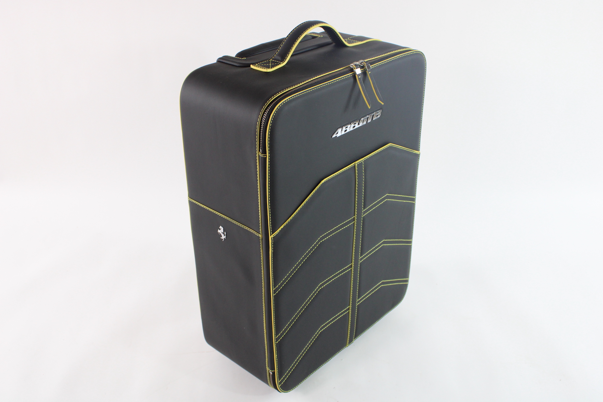 ferrari 488 luggage