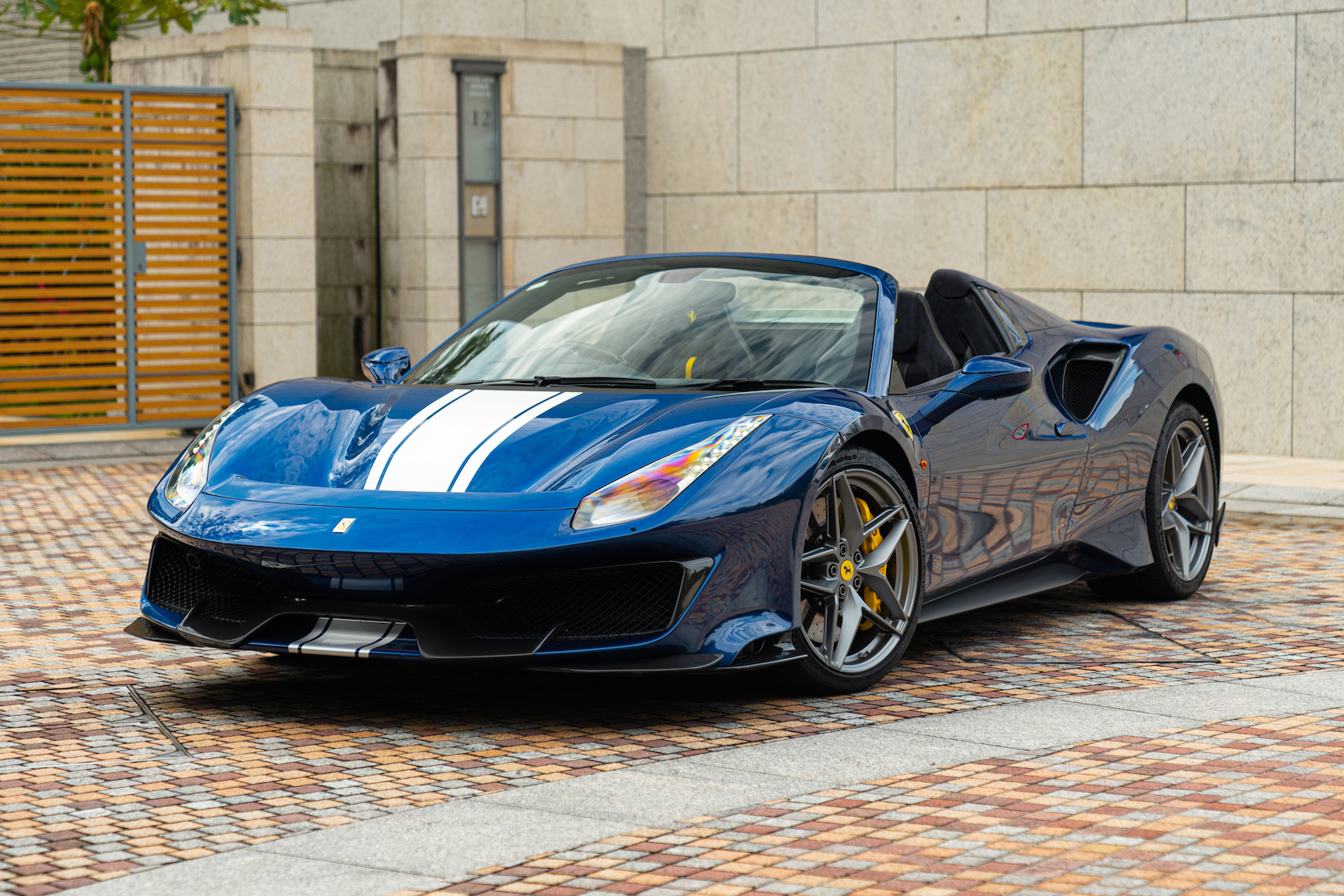 2019 FERRARI 488 PISTA SPIDER