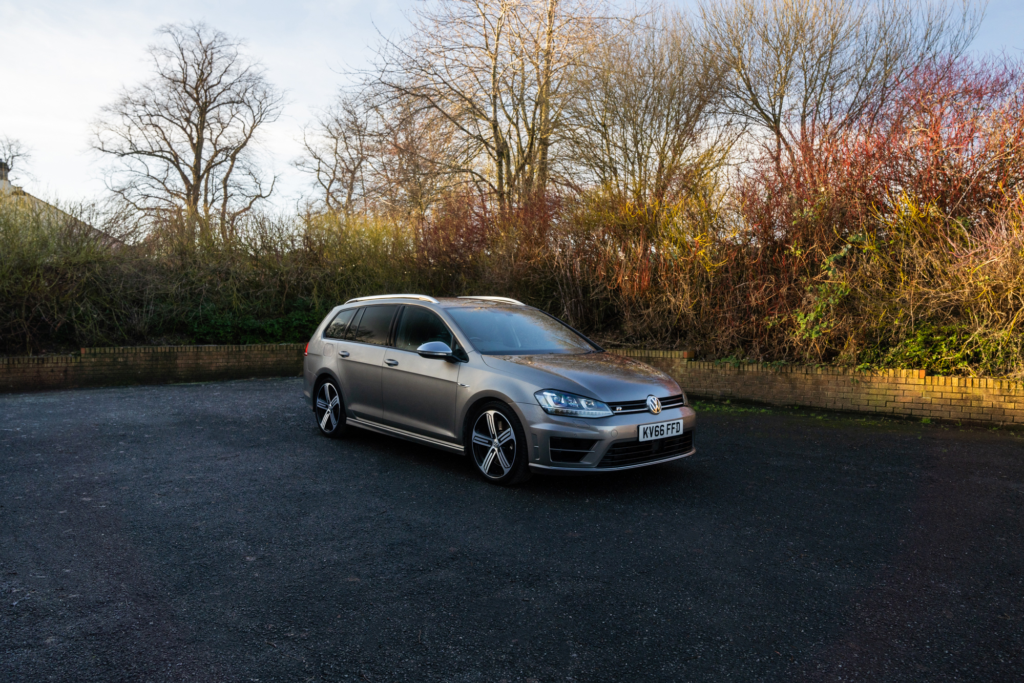 2016 VOLKSWAGEN GOLF R ESTATE