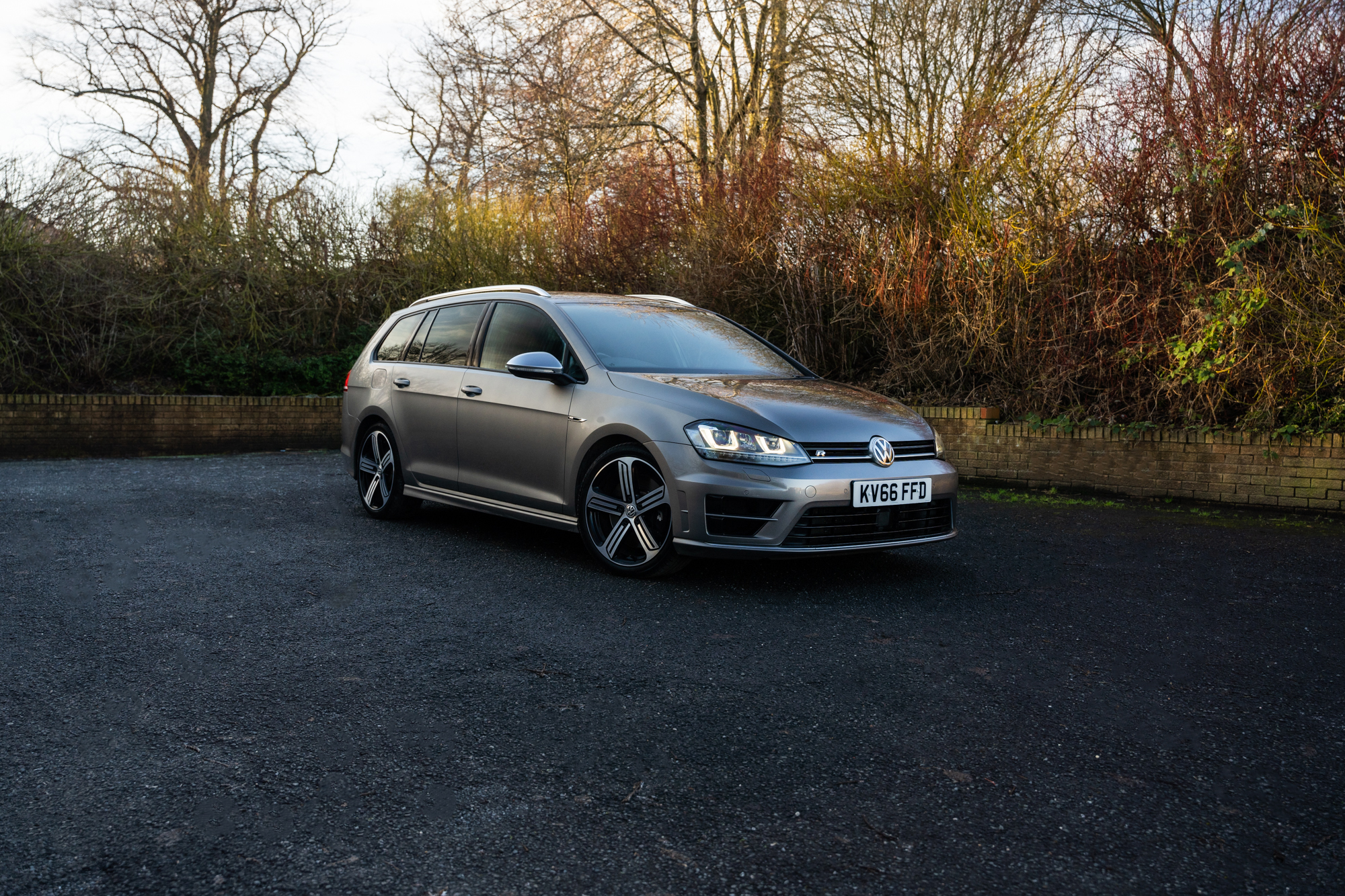 2016 VOLKSWAGEN GOLF R ESTATE
