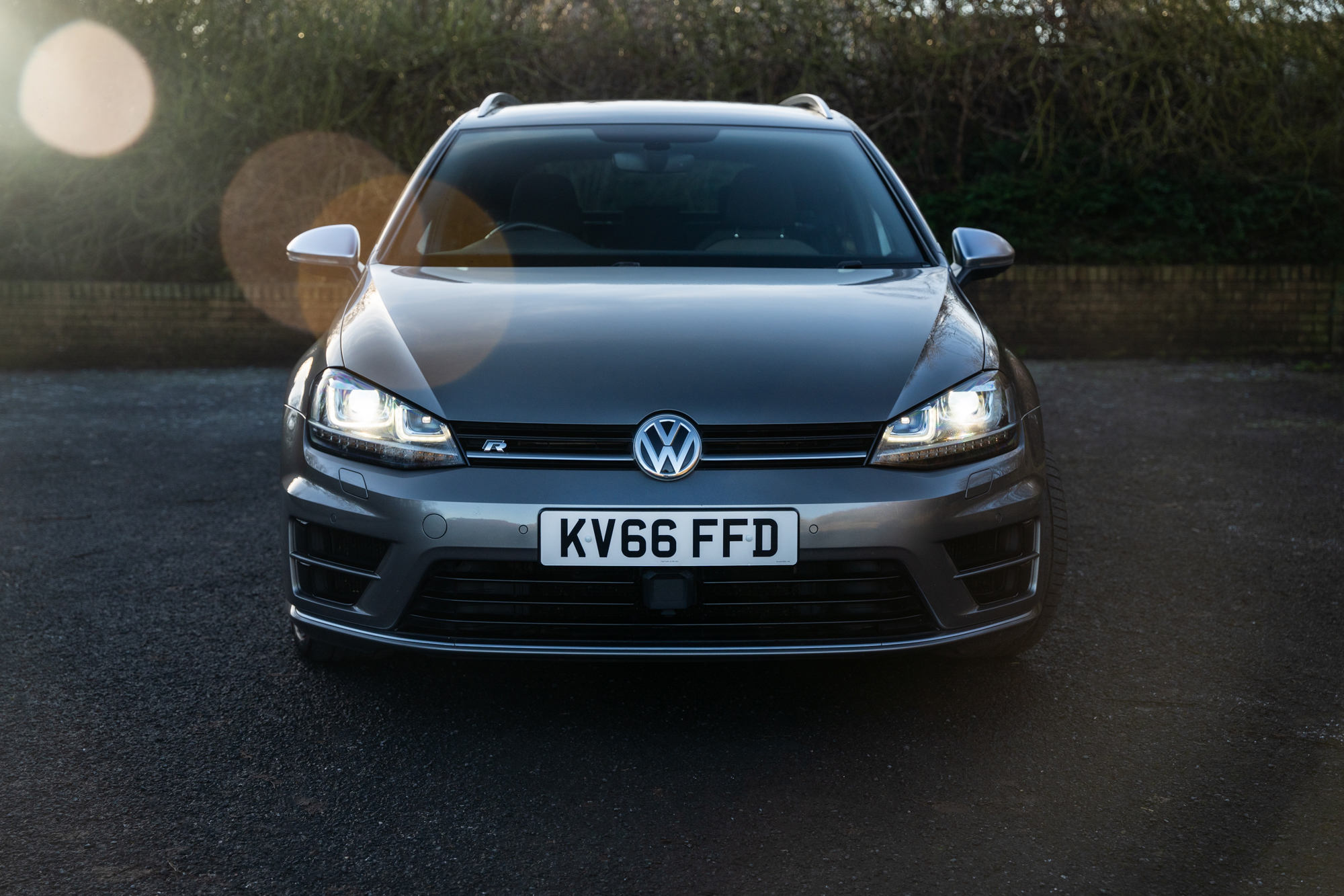 2016 VOLKSWAGEN GOLF R ESTATE