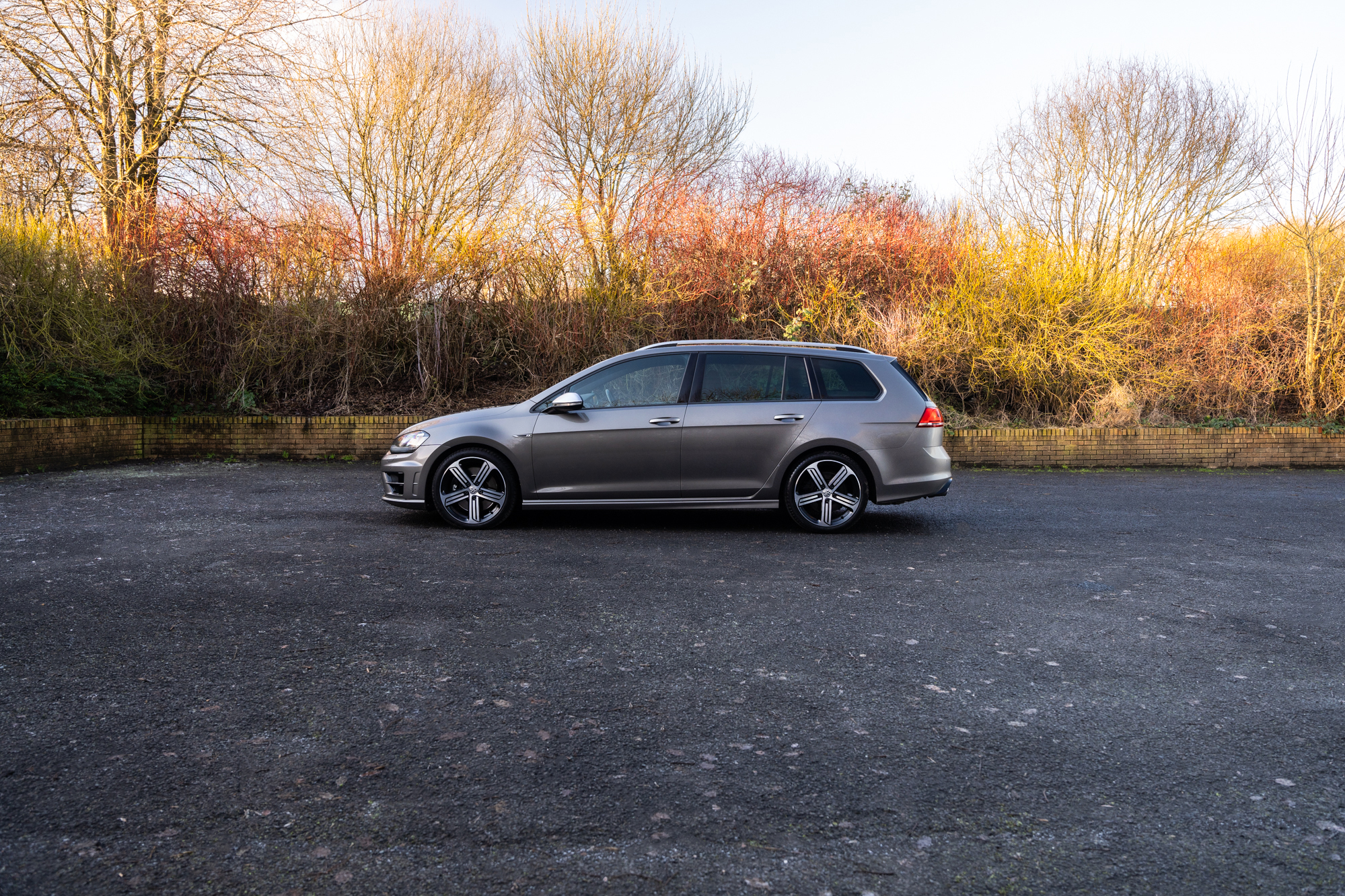 2016 VOLKSWAGEN GOLF R ESTATE