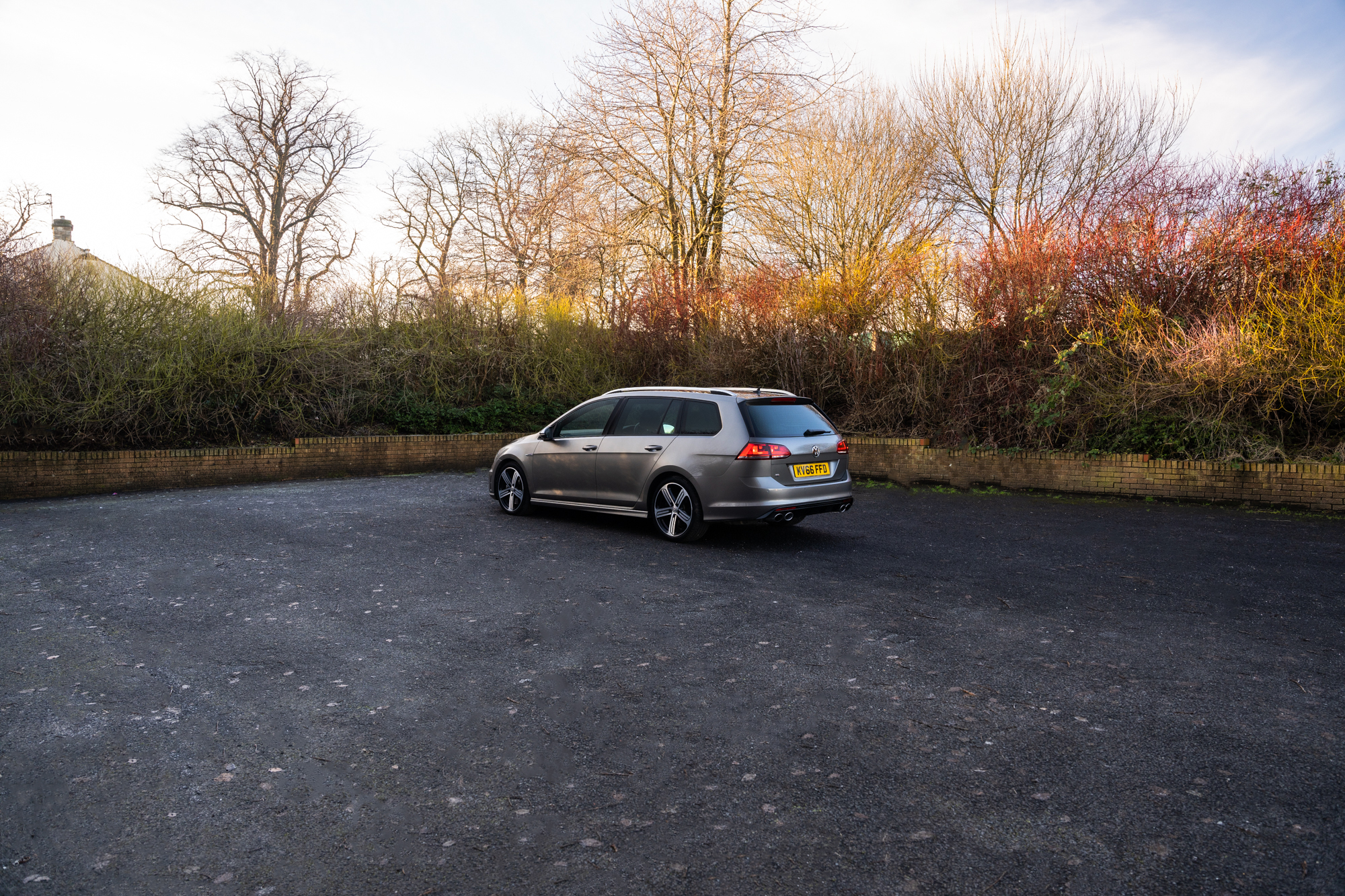 2016 VOLKSWAGEN GOLF R ESTATE