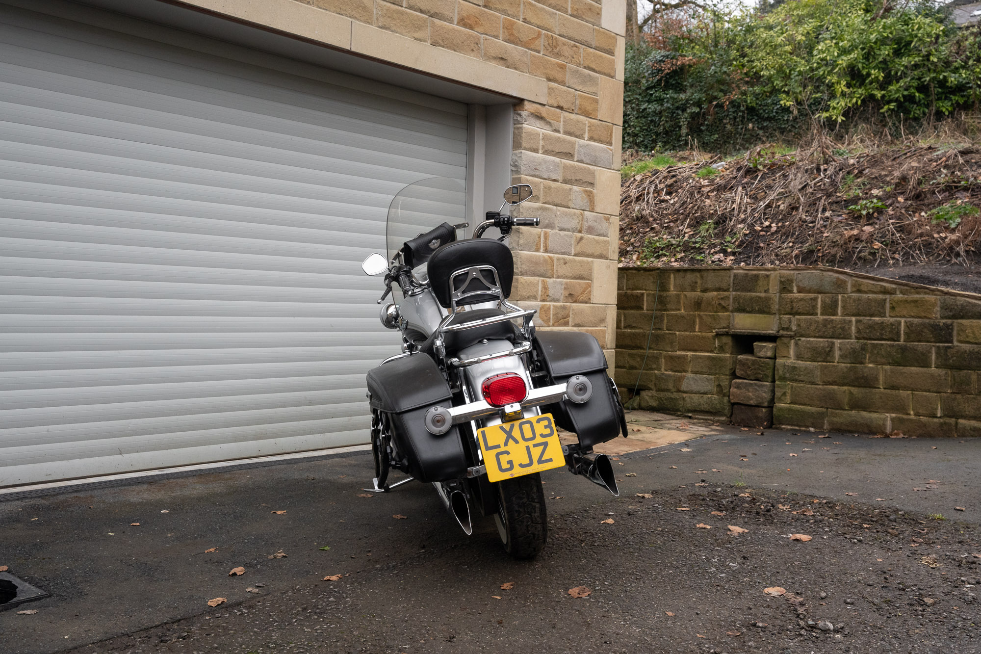 2003 road king hard bolsas