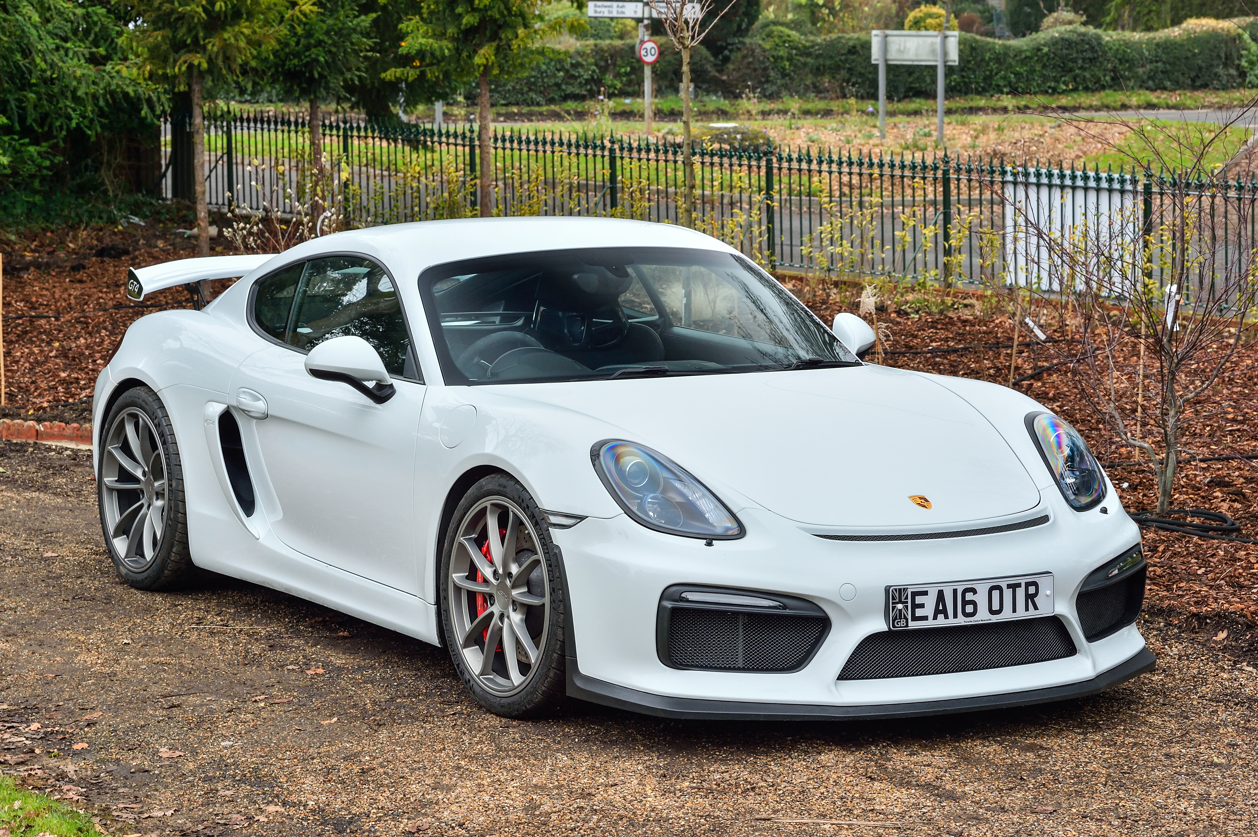 2016 PORSCHE (981) CAYMAN GT4