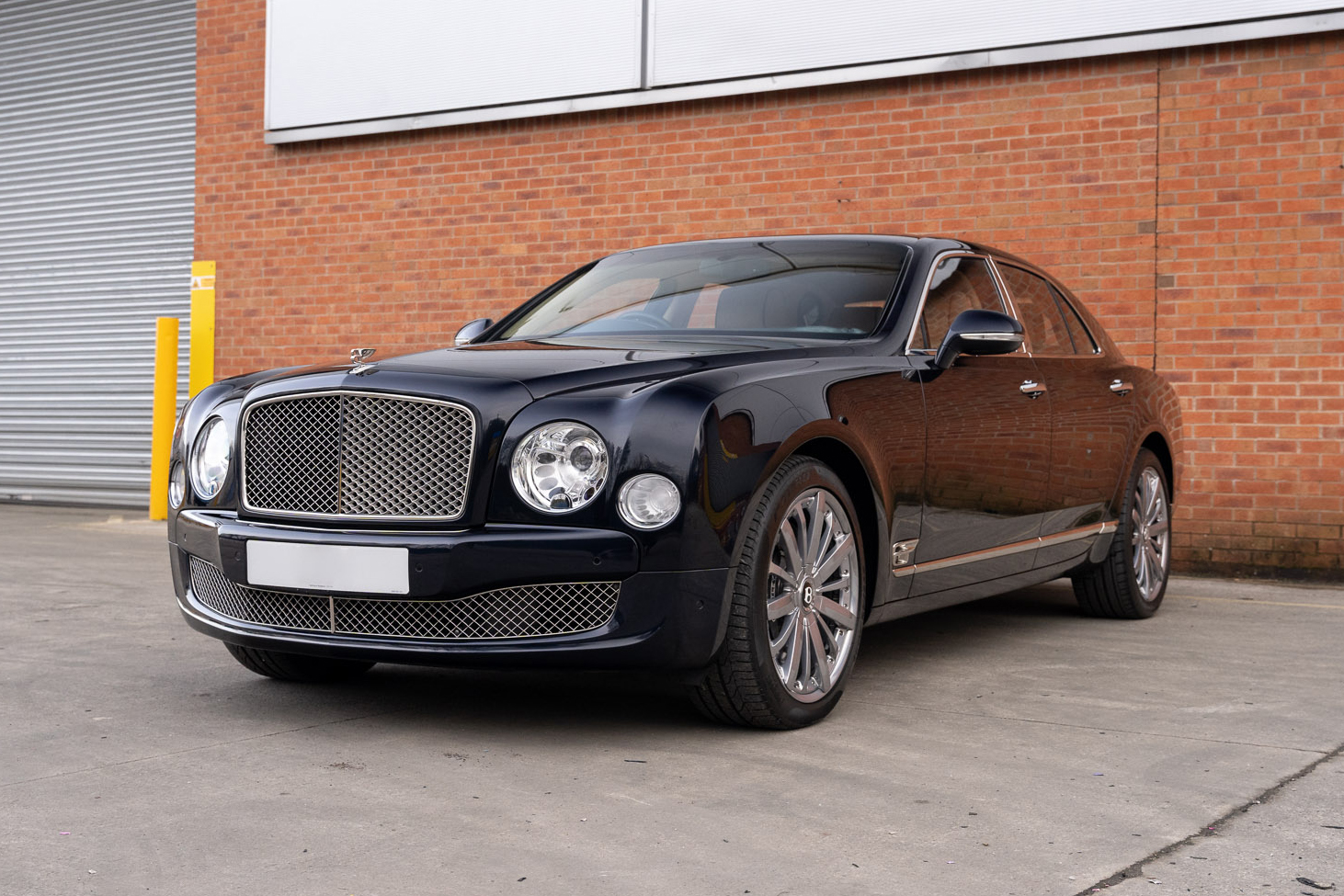 2013 BENTLEY MULSANNE - 5,910 MILES - VAT Q