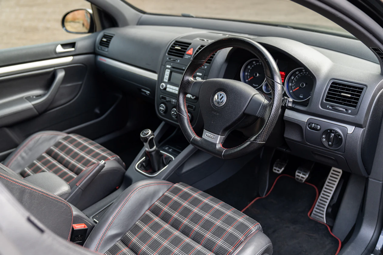 Volkswagen Golf 5 Interior