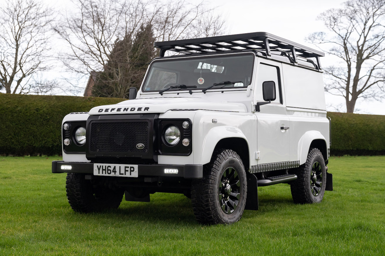 2014 LAND ROVER DEFENDER 90 XS HARD TOP