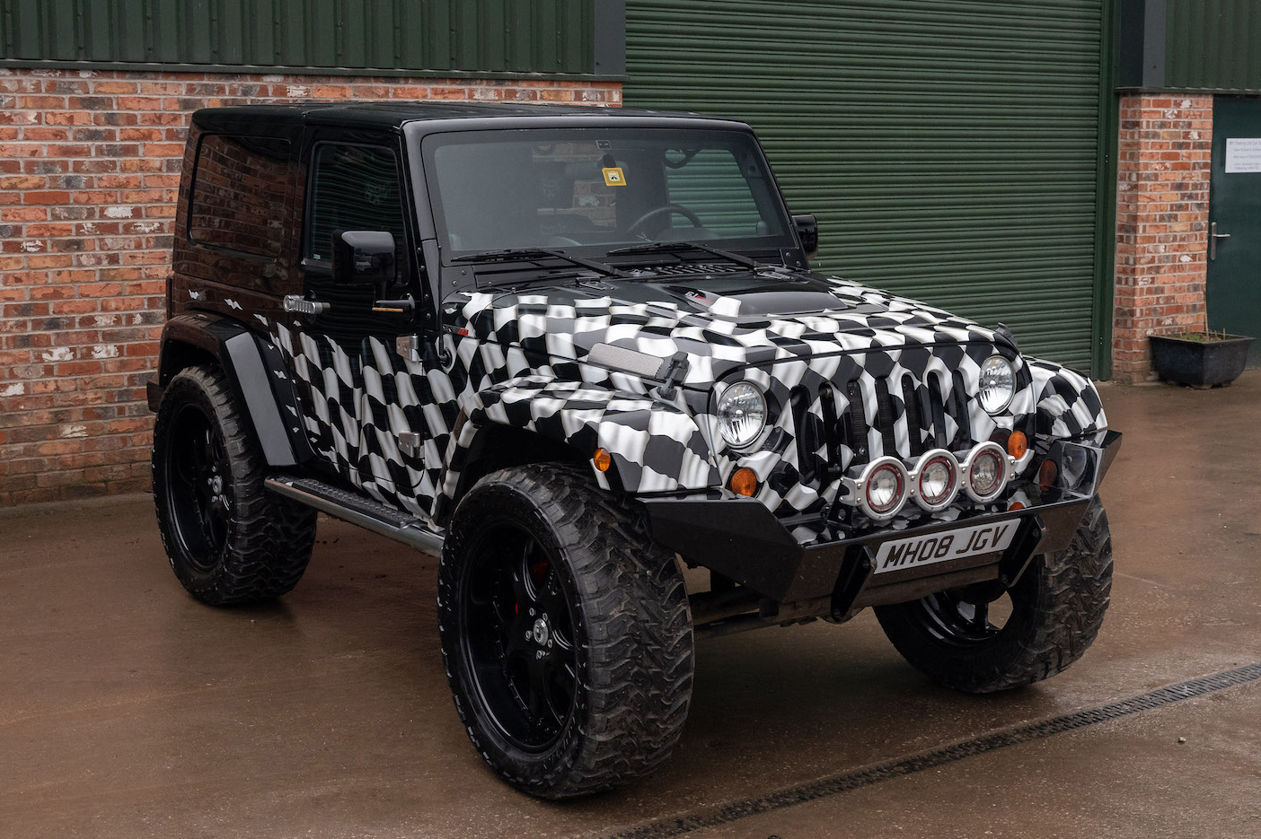 2007 JEEP WRANGLER - 6.1 HEMI V8